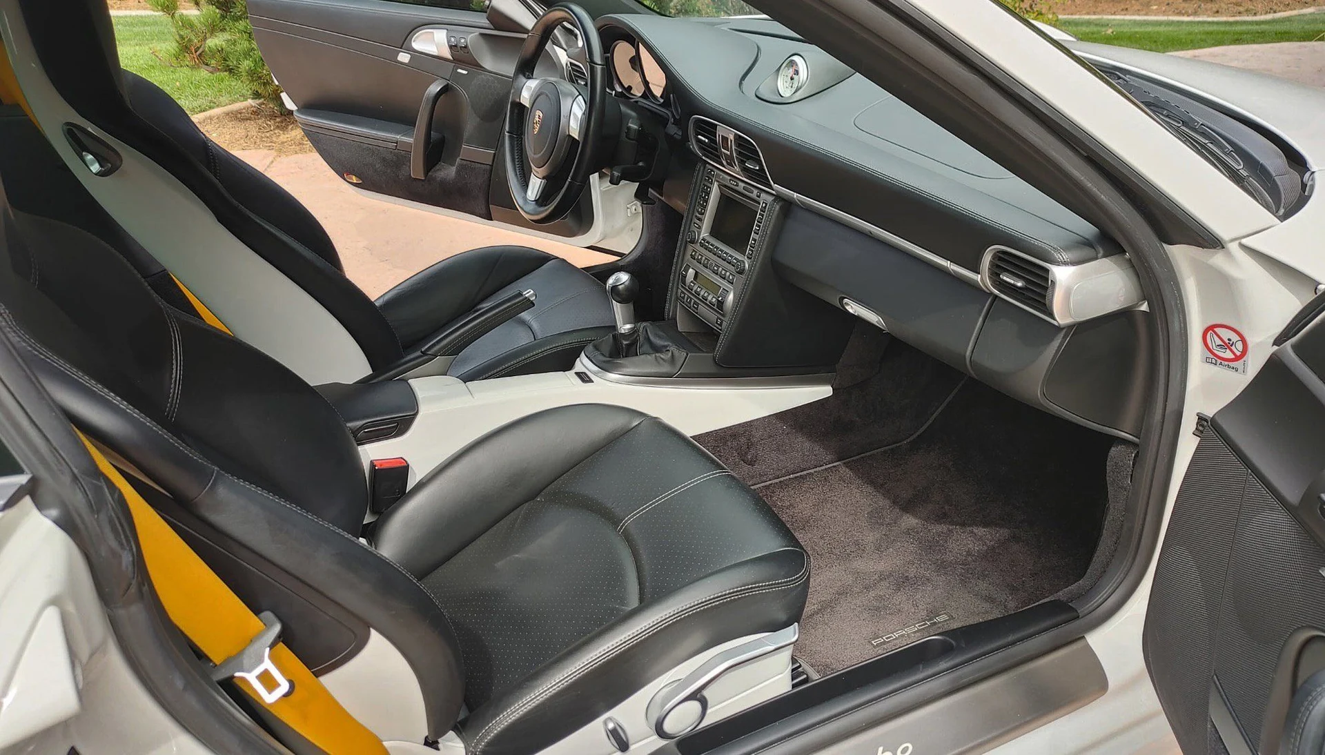 mph001_3308857925_52142fb5e81af4b57da6dd2efe19f213x_7e131f8732