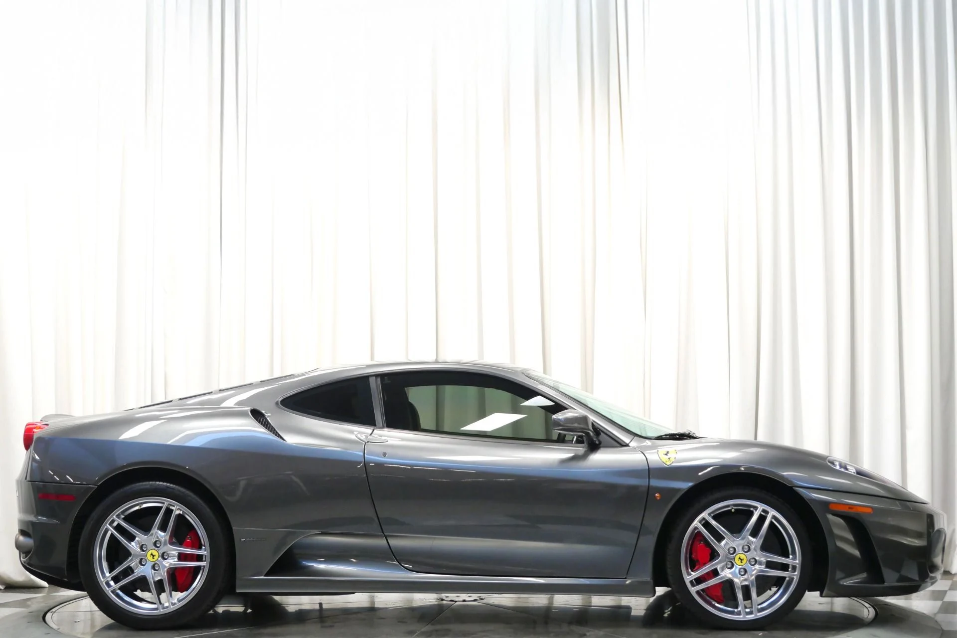 mph001_3309123823_Used_2005_Ferrari_F430_1760551020_cb10a5466e
