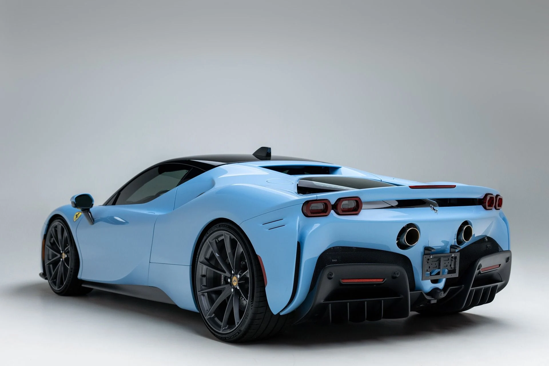 mph001_3311160452_13031_p2_l_680a4395d3