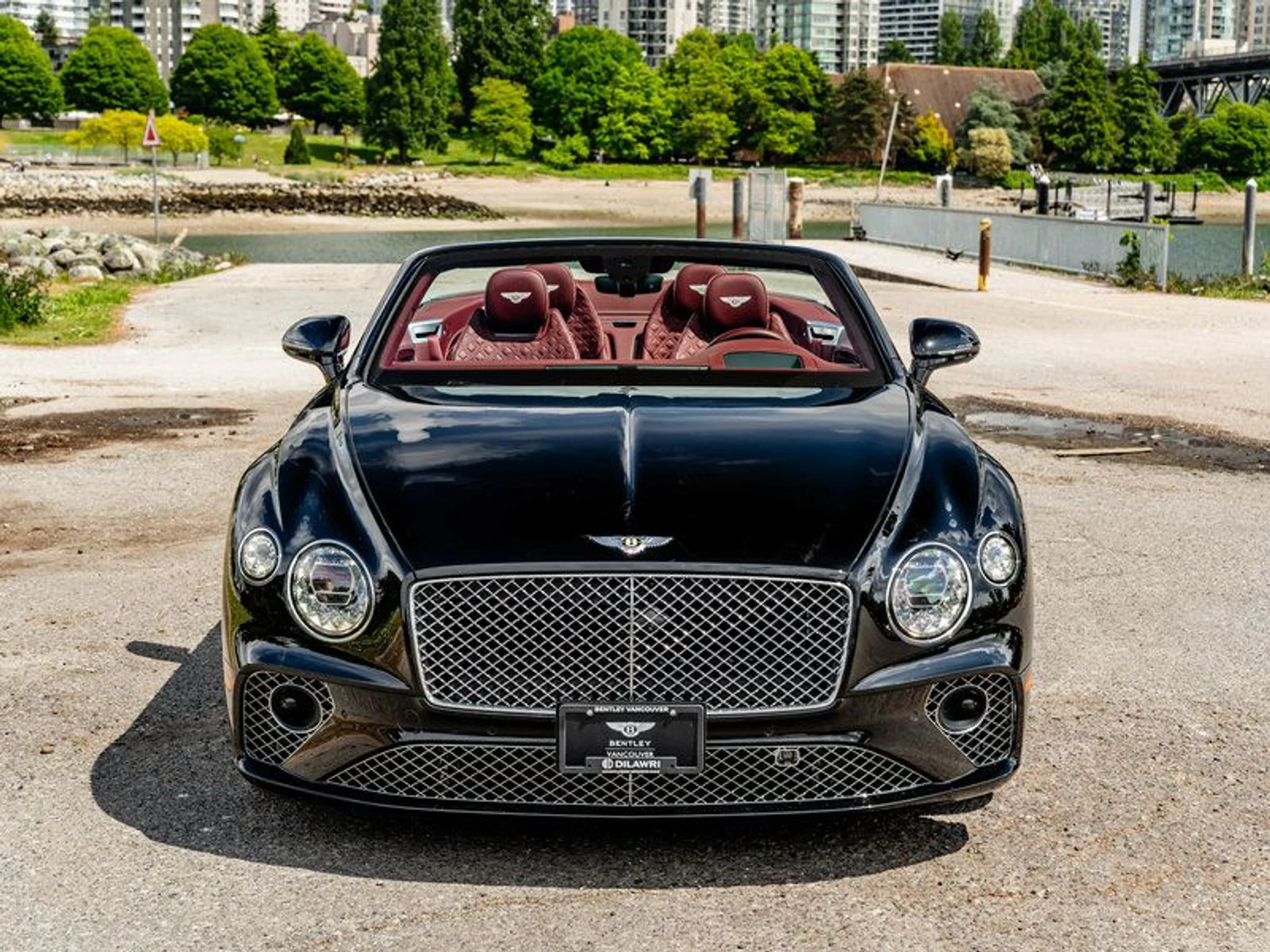 mph001_3314511681_38334218_08222_2020_bentley_continental_gt_convertible_002_0210383089