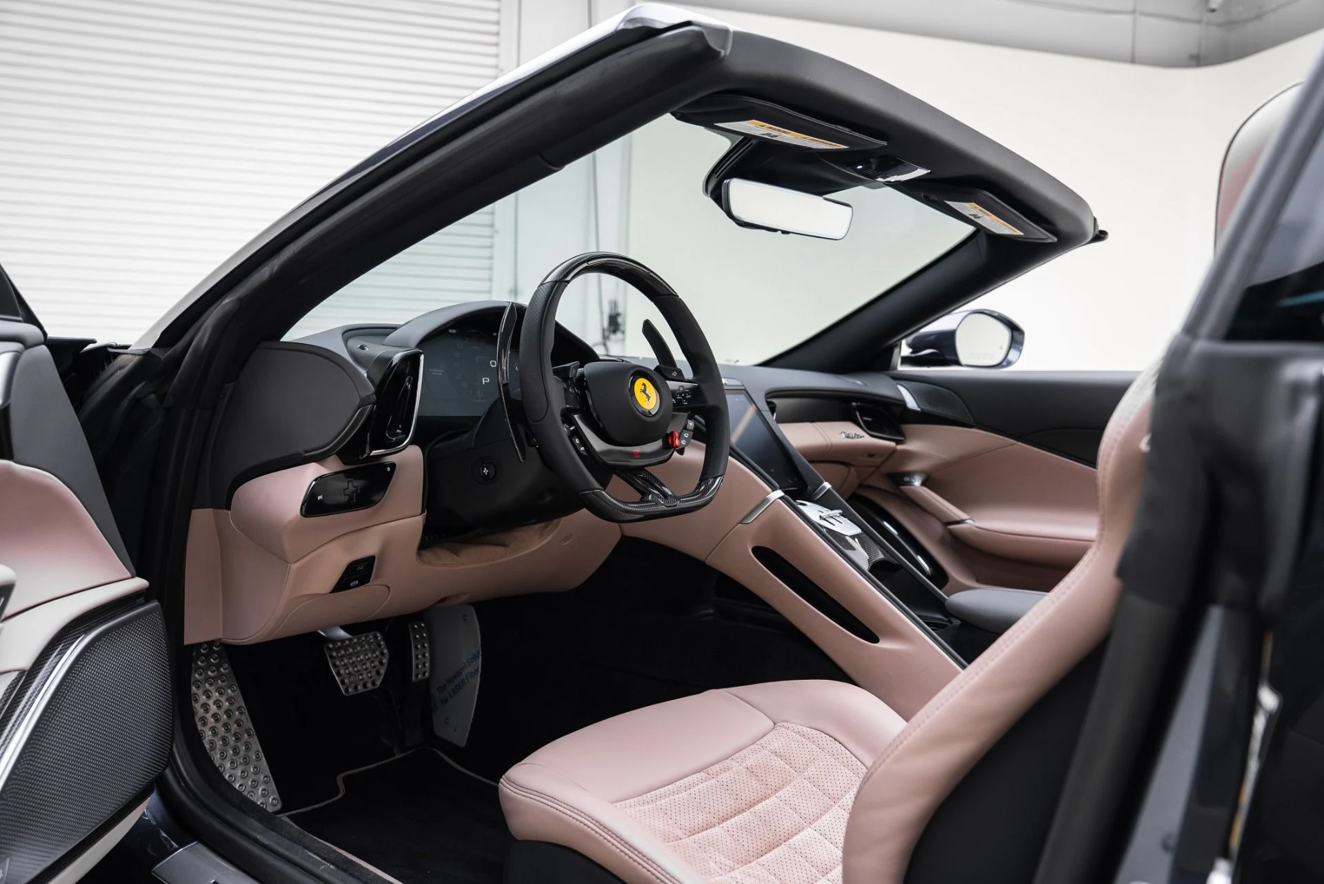 mph001_3317228149_Used_2025_Ferrari_Roma_Spider_1767891799_9e2bf5bc1d