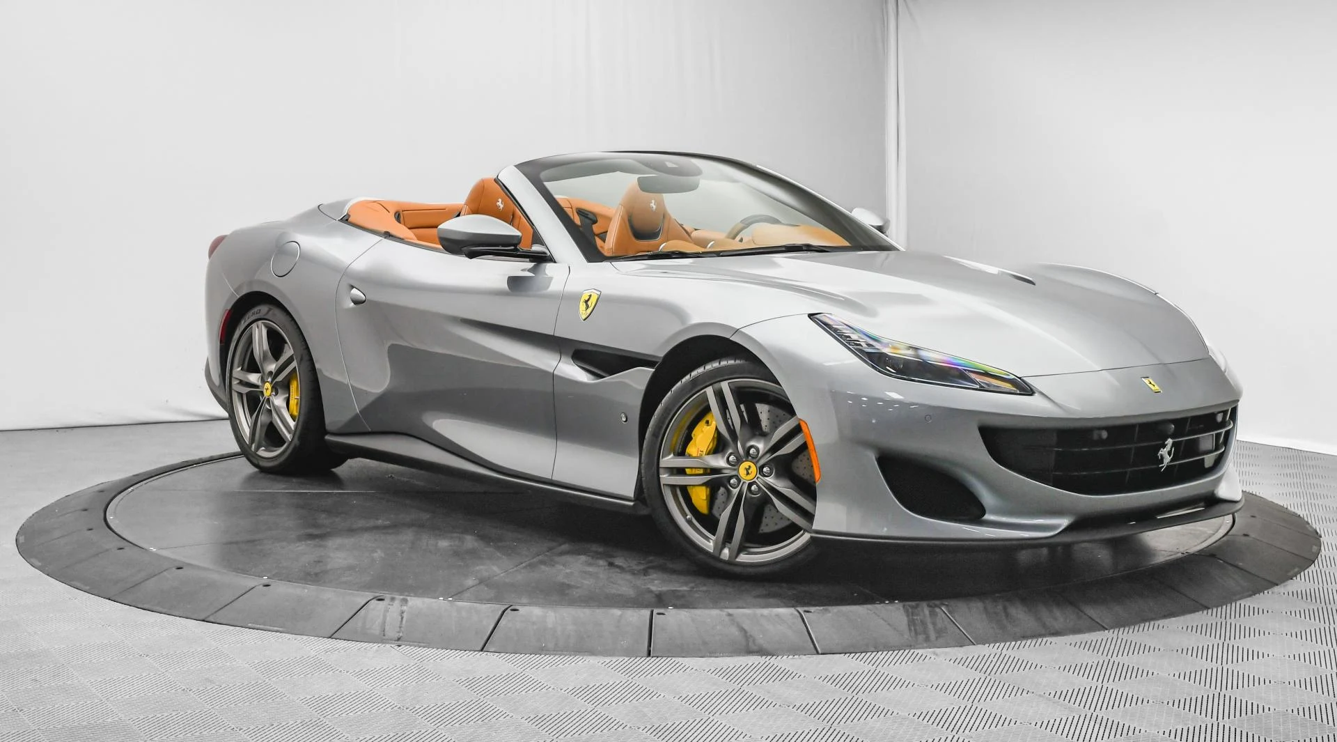mph001_3319768152_Used_2021_Ferrari_Portofino_1754553798_8a7f946a52