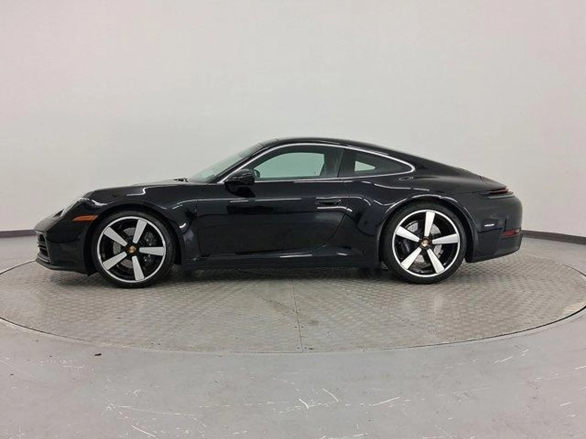 mph001_3325402254_hfq_Iko_OV_Wi_TH_t_Y9_Jwv_AD_Dfd_JVE_81f5ea0180