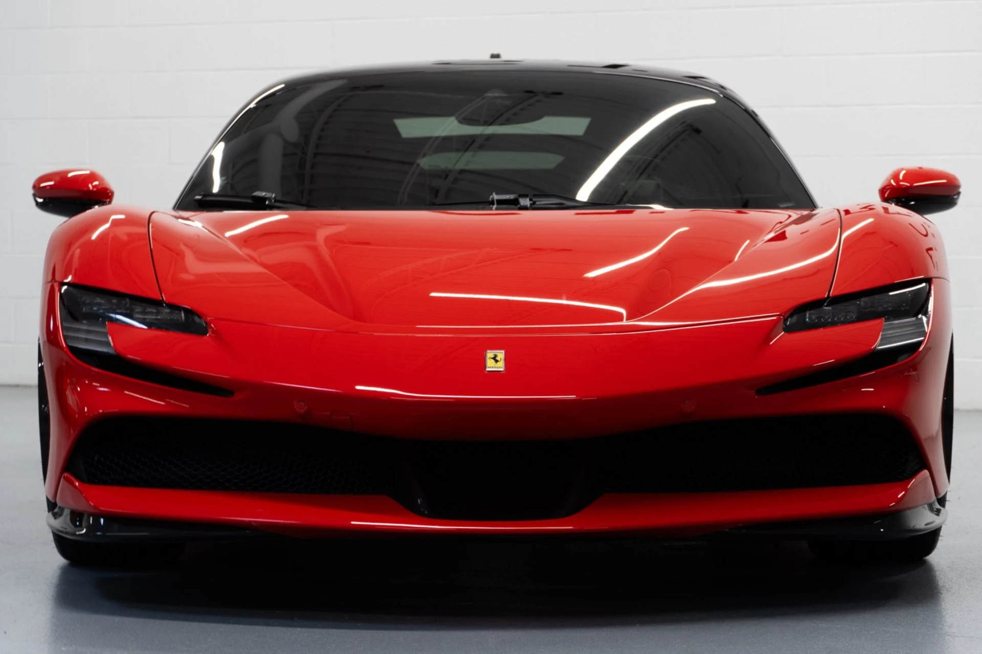 mph001_333347587_Used_2022_Ferrari_SF_90_Stradale_1736189132_f3f34d30e7