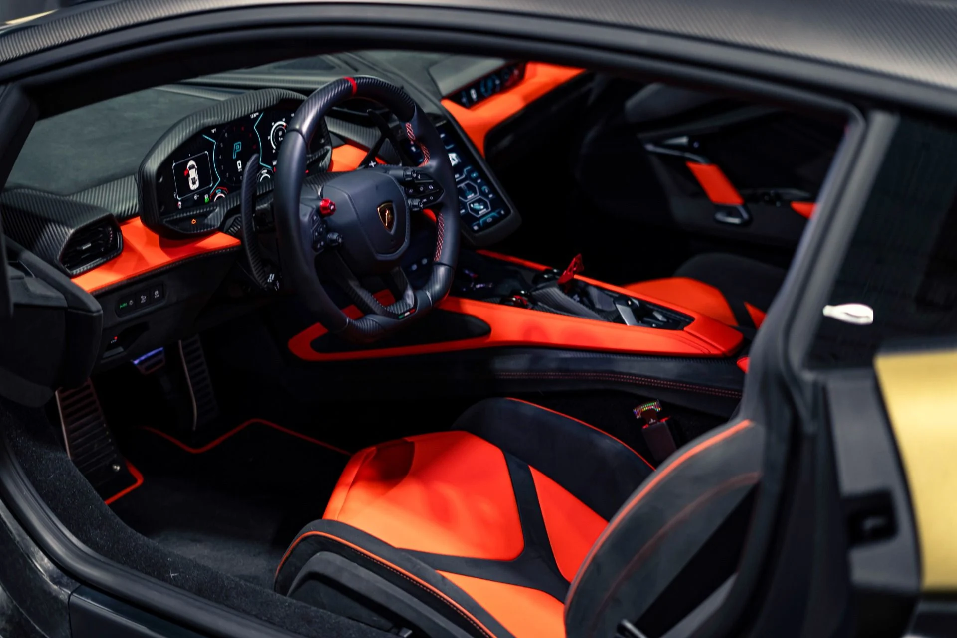mph001_3333963876_Used_2025_Lamborghini_Revuelto_836_MSRP_Full_Body_PPF_Carbon_Roof_1780087440_7d5f23e887