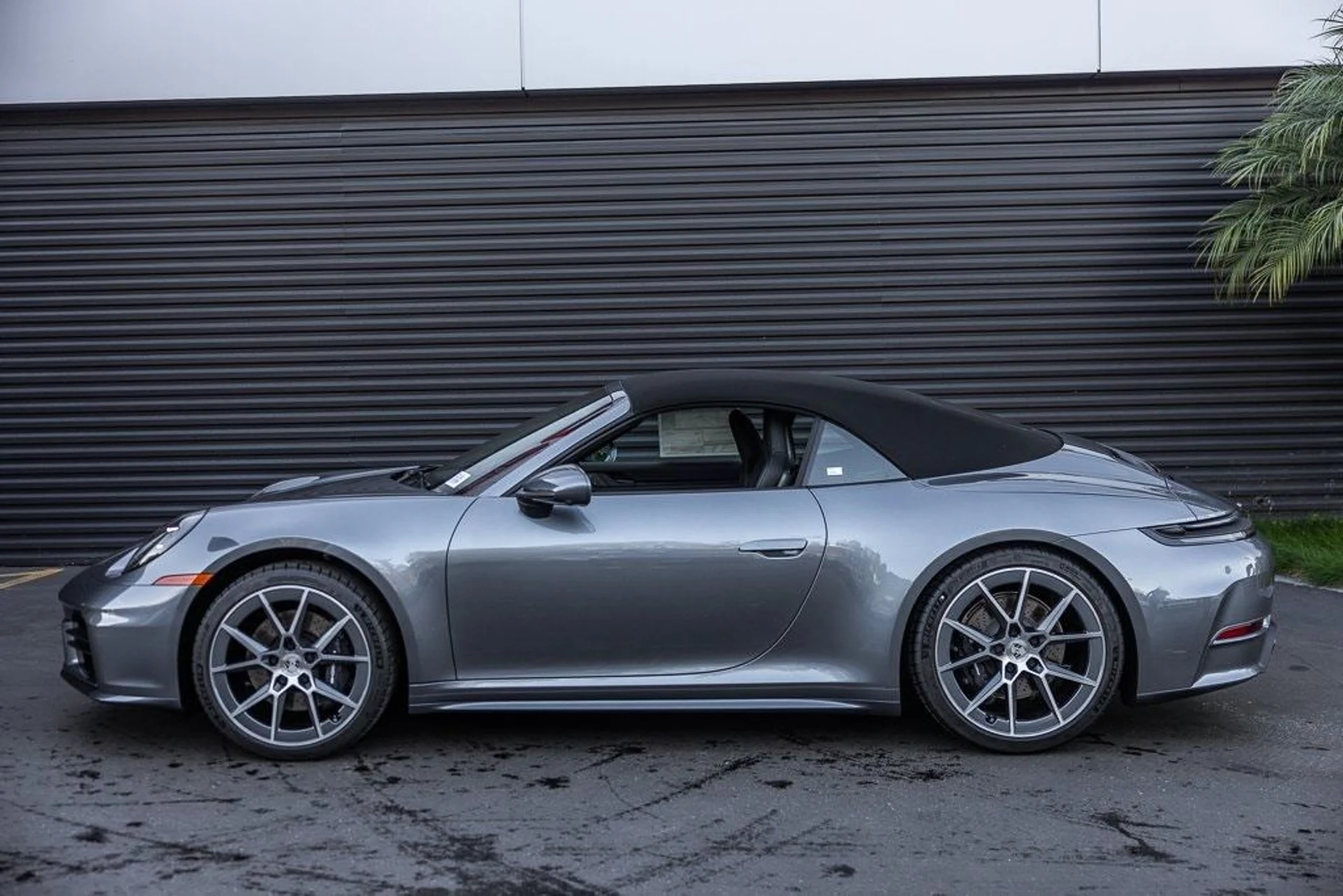 mph001_3340159463_ee4a611bb831a092c9e48c106203e33cx_2b23d15b74