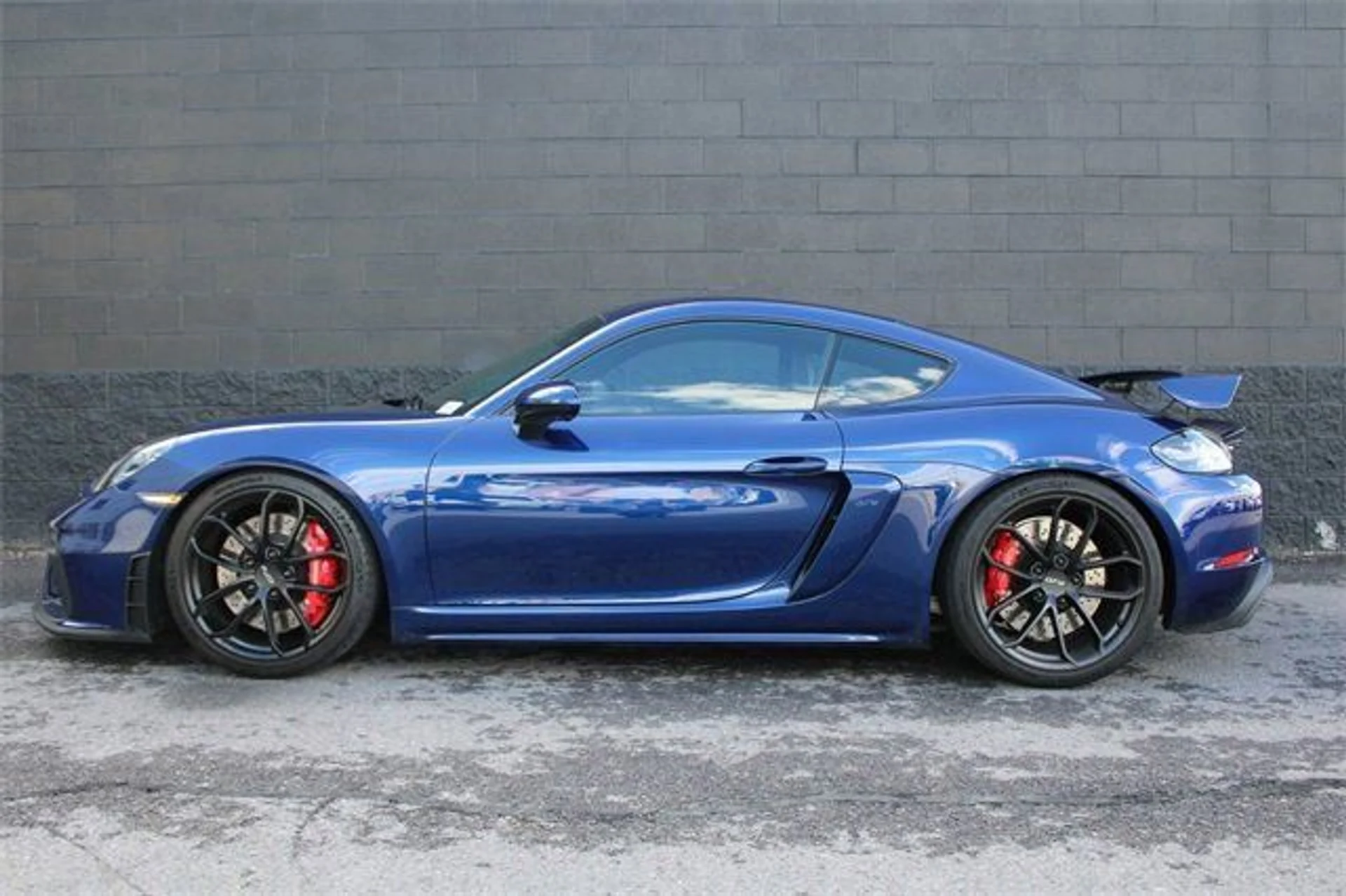 mph001_3341891271_148391b7ffe9c9a4350882200017040d_880b5b3a5d