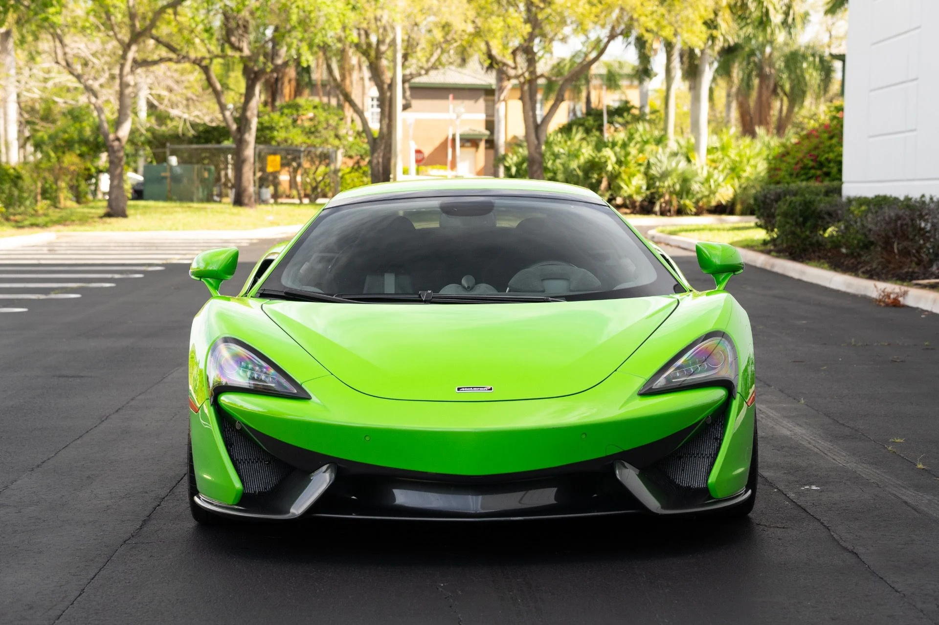 mph001_3347122820_Used_2018_Mc_Laren_570_S_Spider_1773949539_3942e7d6d5