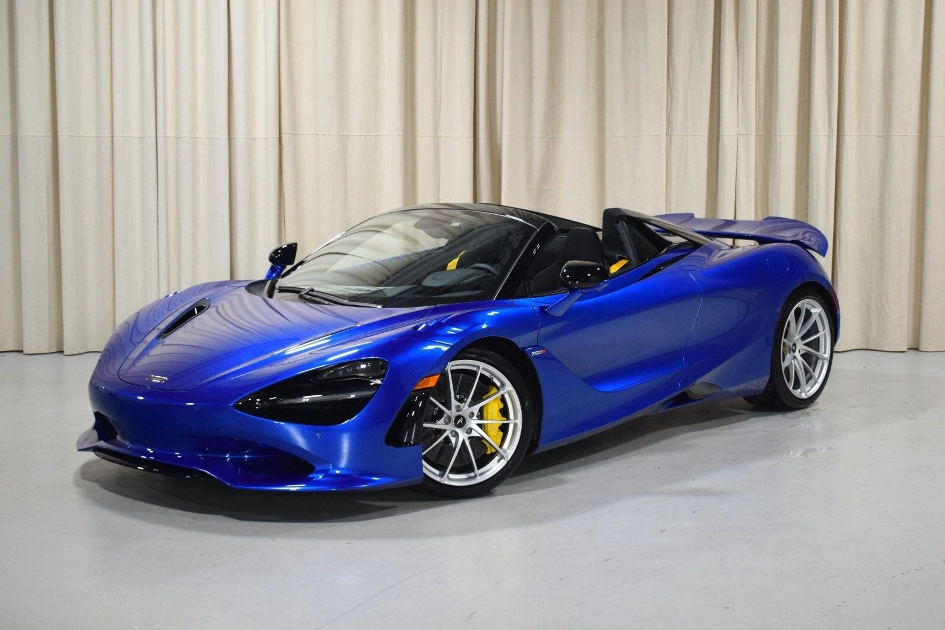 mph001_3353428882_23972bcb05ebf5531ac69a1b4fe5e7d8x_af2db4c234