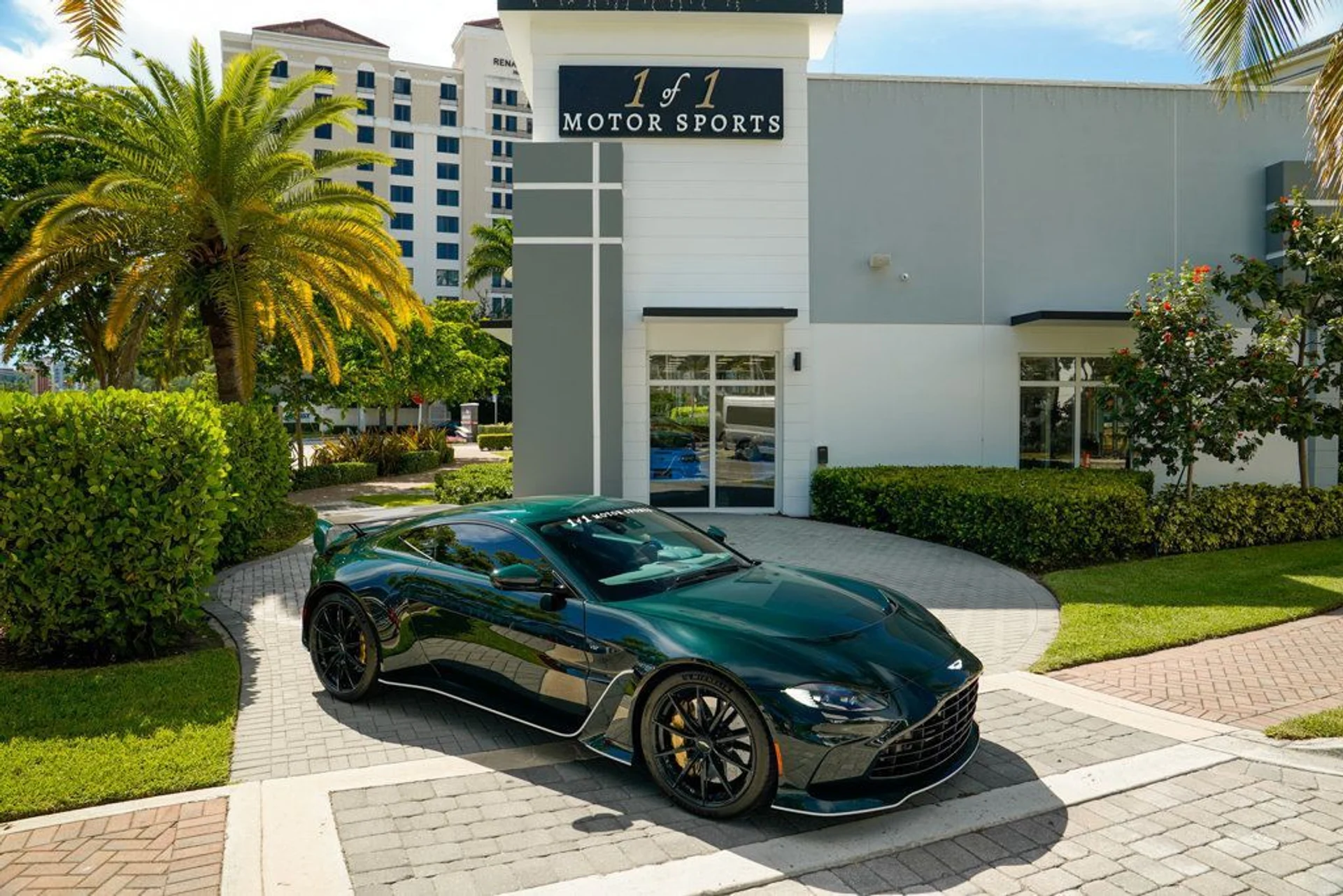 mph001_335522224_used_2023_aston_martin_vantage_v12coupe_14354_22896697_2_1024_1a5b3020db