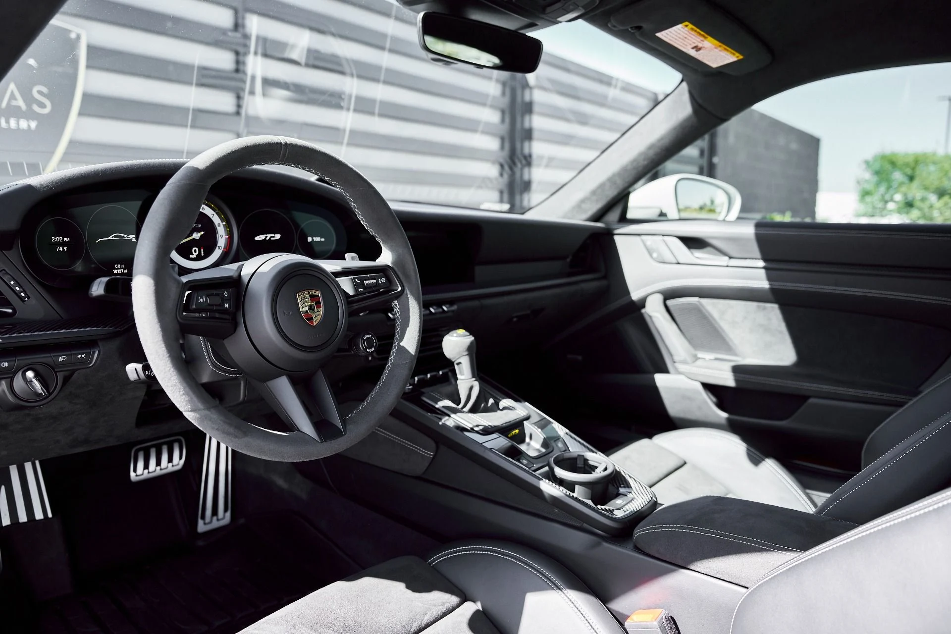 mph001_3359264350_Used_2022_Porsche_911_GT_3_1773348858_3ac34476c7