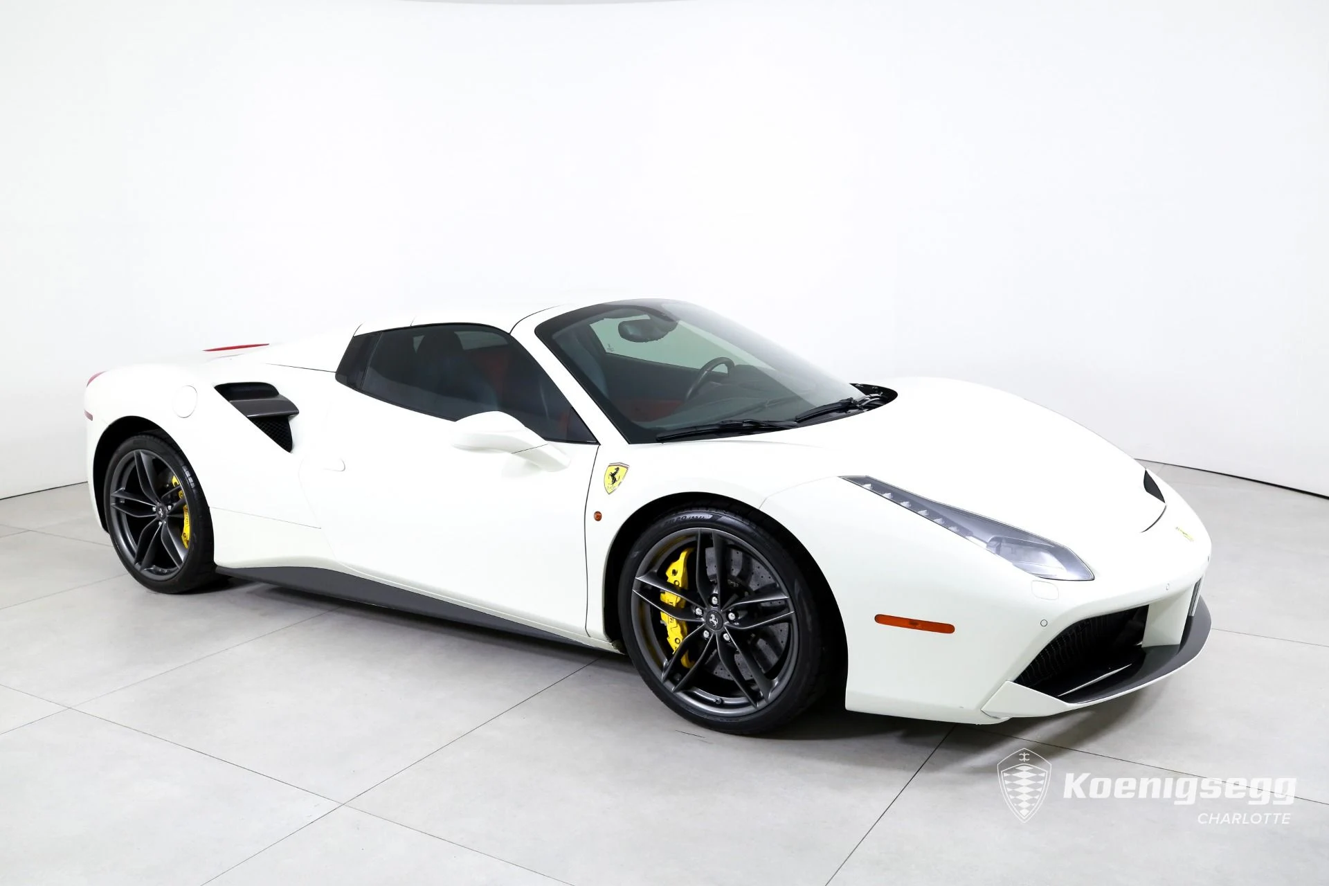 mph001_3364151419_Used_2018_Ferrari_488_Spider_1782838547_d45bae8438