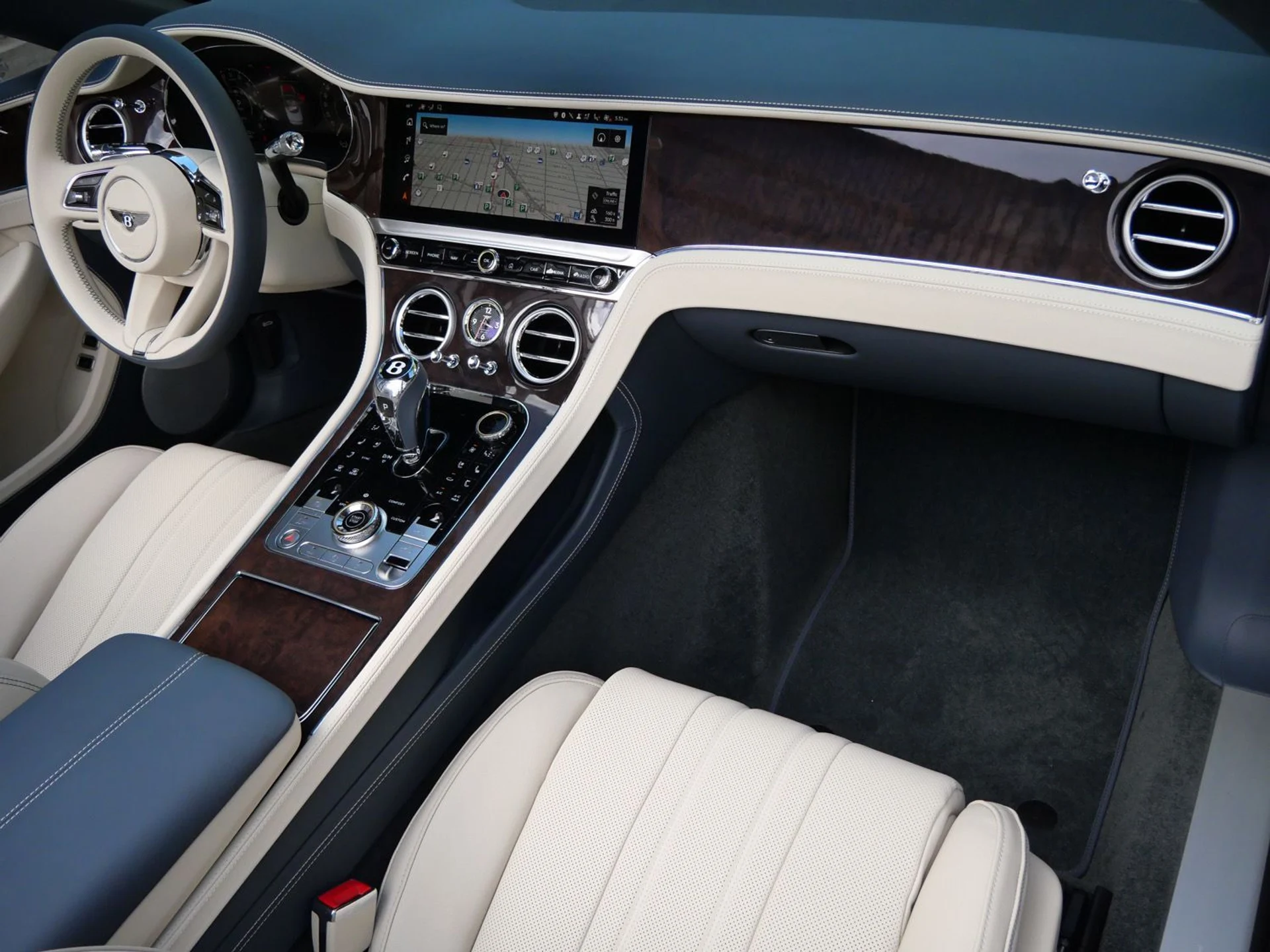 mph001_3365929677_a40e12ae93050b4a7b807805892fb829x_ed21b4198c