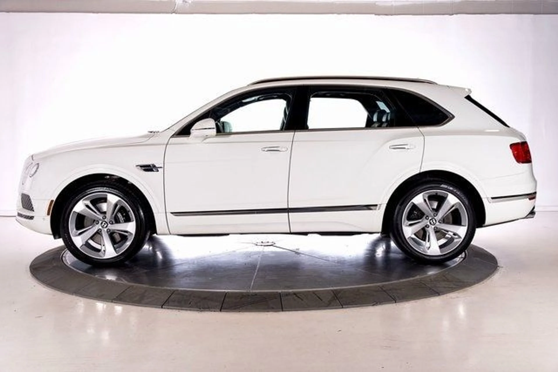 mph001_3367269198_ad1238e726fae89ed7bda375cdb0d553x_29f51ed7f9