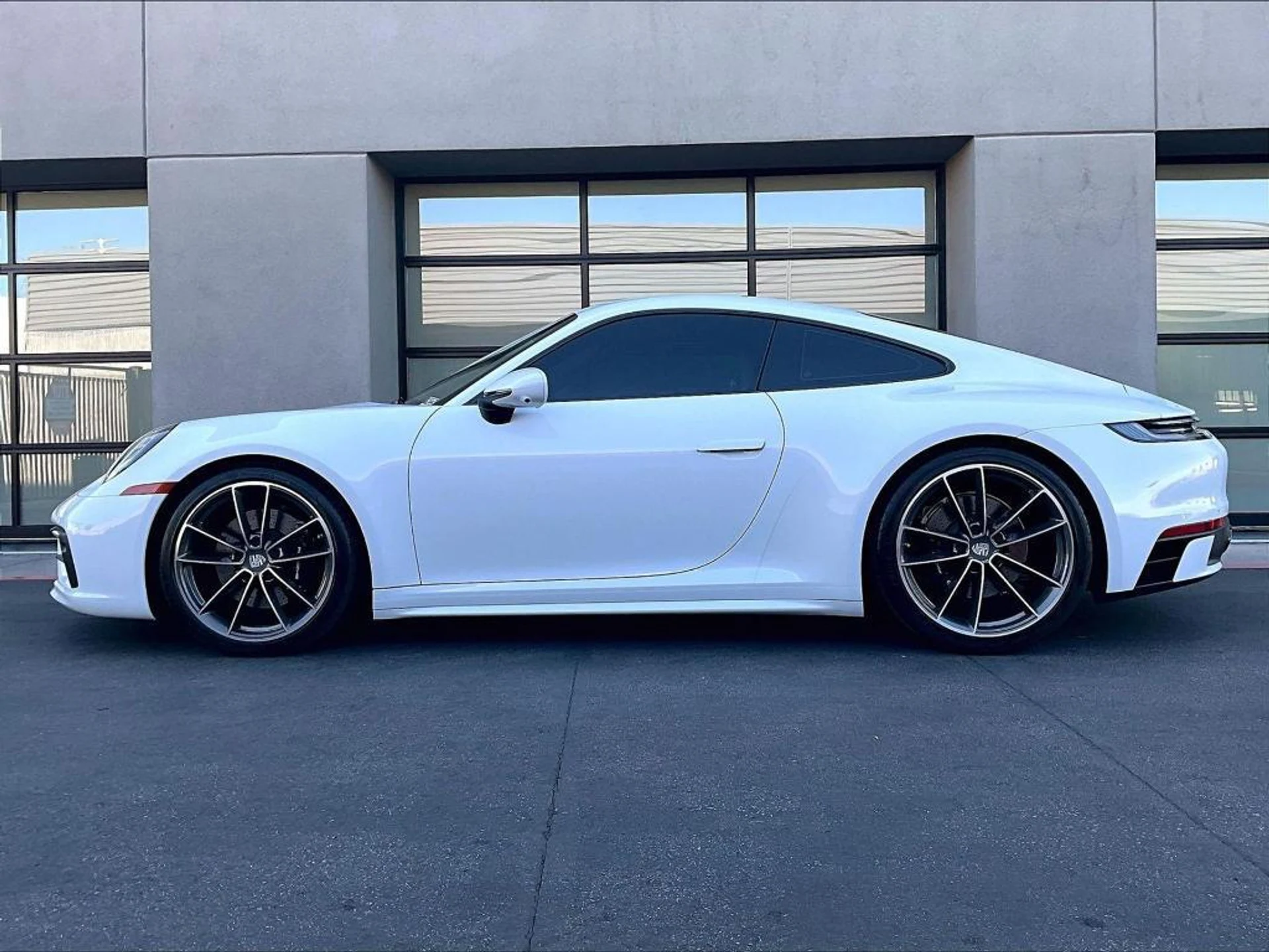 mph001_3368955696_h_X_Vkz_BRIF_9_Wfyut_Lch3_Qu_L1_I8_UQ_6656e90200