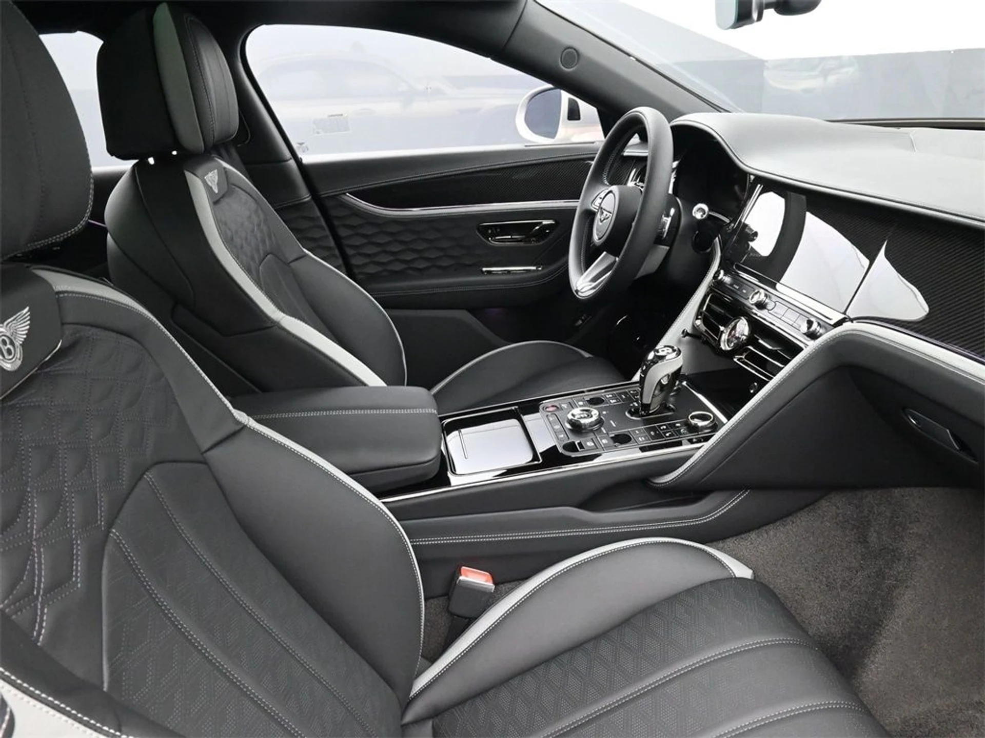 mph001_3369559411_26f8150eaa507189bc3d14c56a02da69x_5b2b9217d7