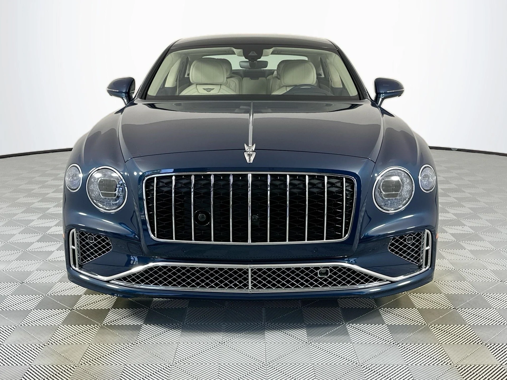 mph001_3384361417_2_94a2093f51