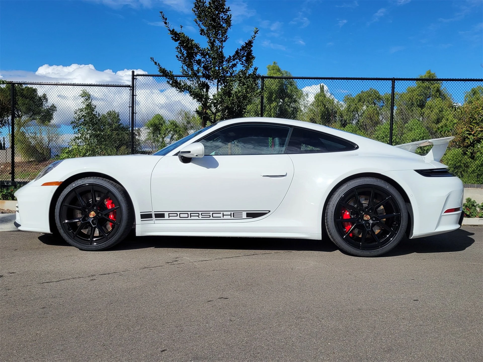 mph001_3385170569_c8fa46c23831bc822db5a057102b8680_5c4b149553