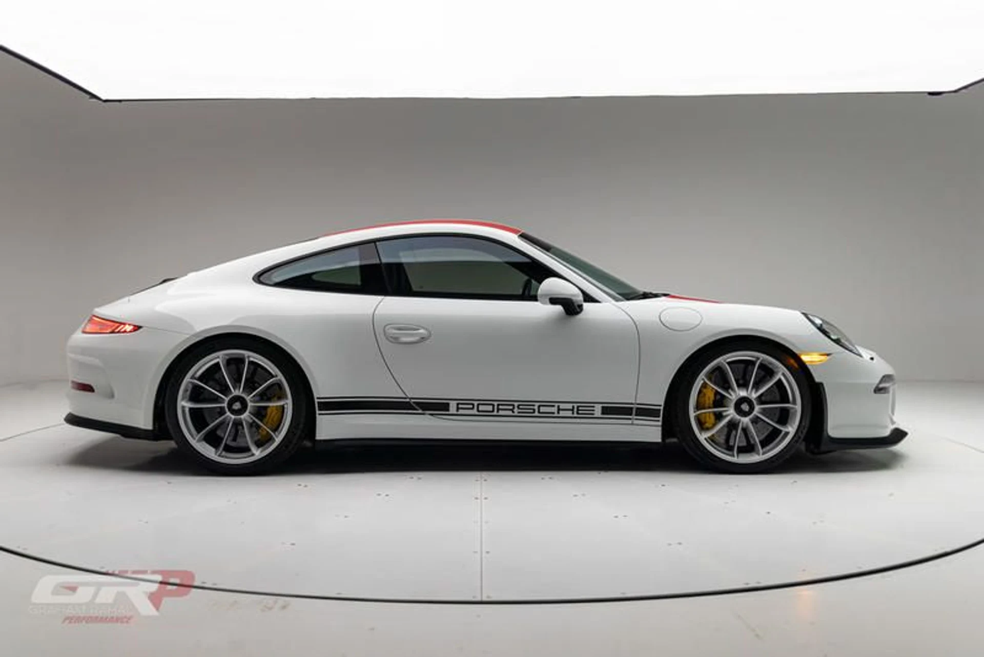 mph001_3385735008_B4_CA_42_D8_A127_48_A5_BD_2_D_9075_F01_D2072_b828c58558