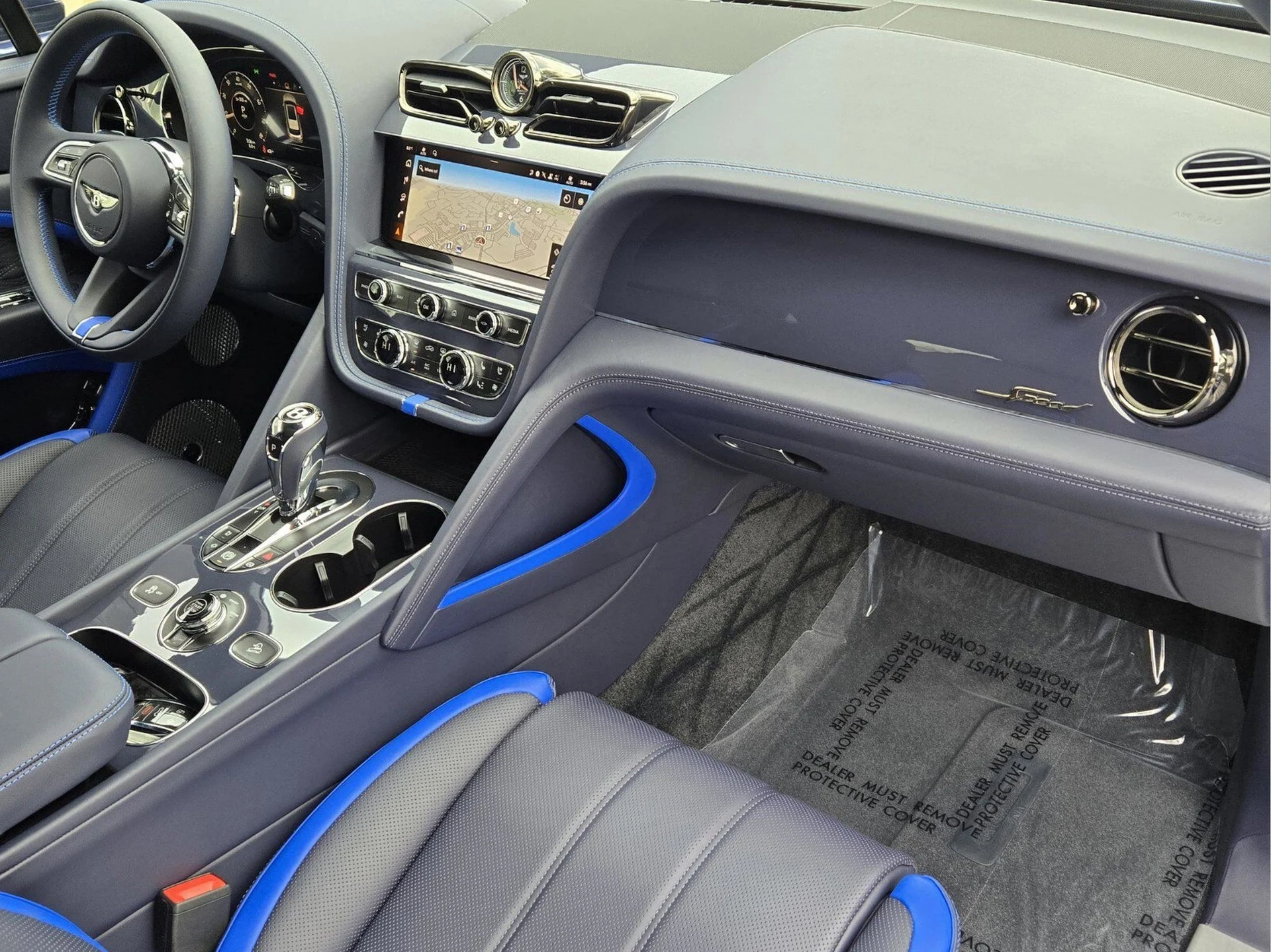 mph001_3386139205_96e52fe5a9764a510416e9ba7cfaa017x_260ed710e2