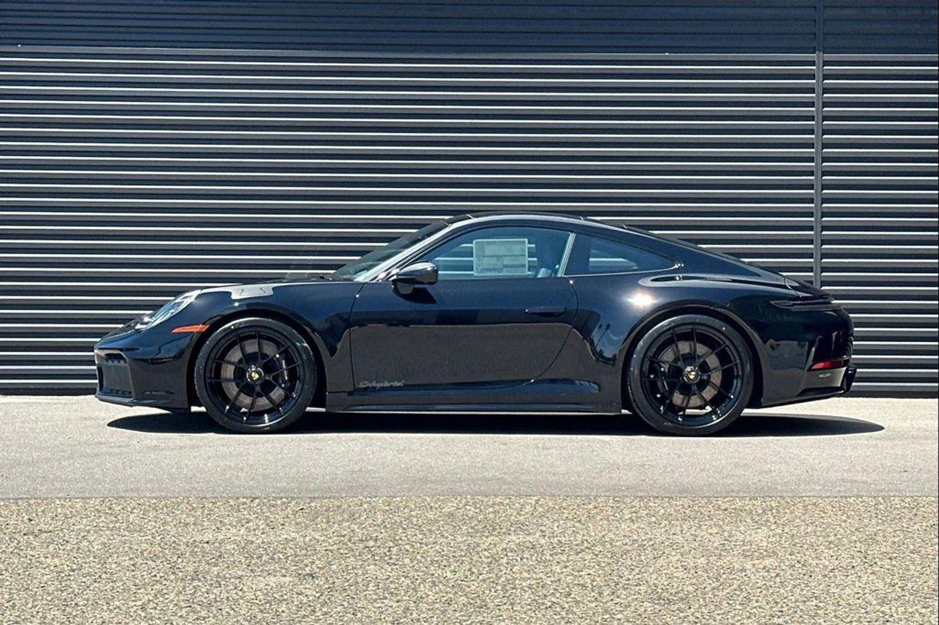 mph001_3387809171_Om_V_Qj_A3oo_Ul_Ze1_Ti_r_JK_Vnfeak_e52c21d596