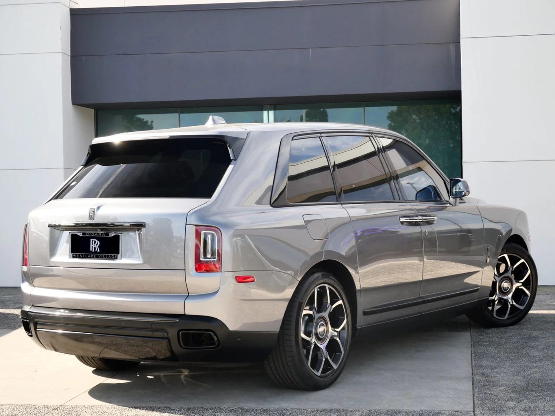 mph001_3388388413_ba83d778cc6b674df919d64363c6ecf1x_b9fb62da49