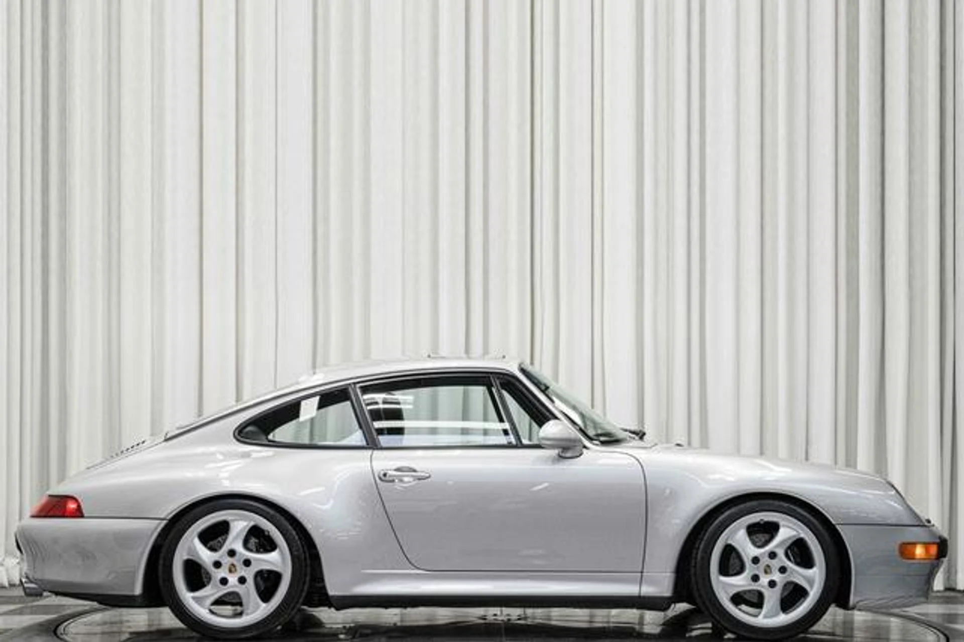 mph001_3397121049_b_Kxstvz_Px_Tr_MQ_Kkx5ug4_E2_Cf_Eo_15740c41ac