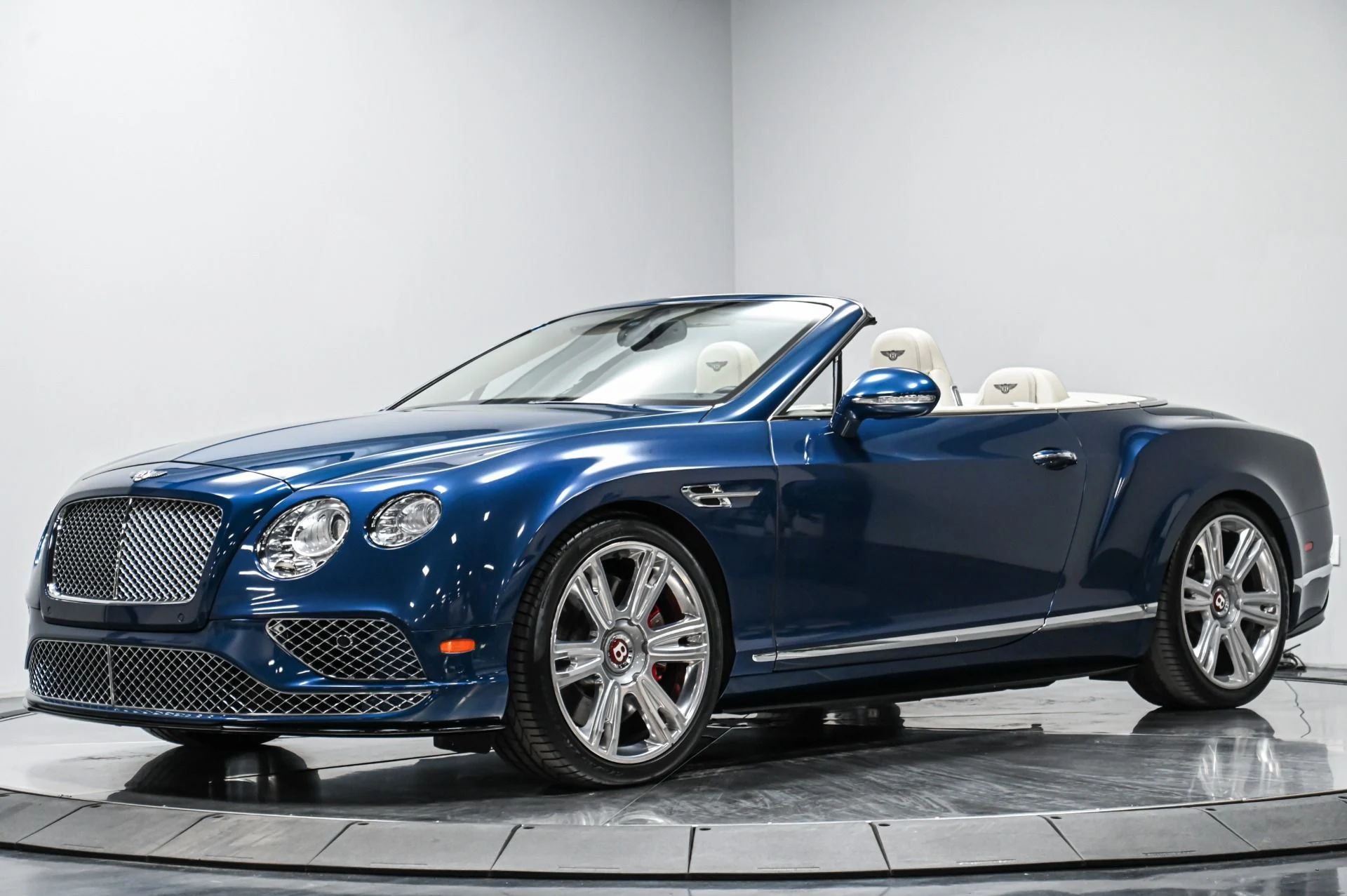 mph001_3403568897_Used_2017_Bentley_Continental_GT_V8_S_1726268864_b867187115