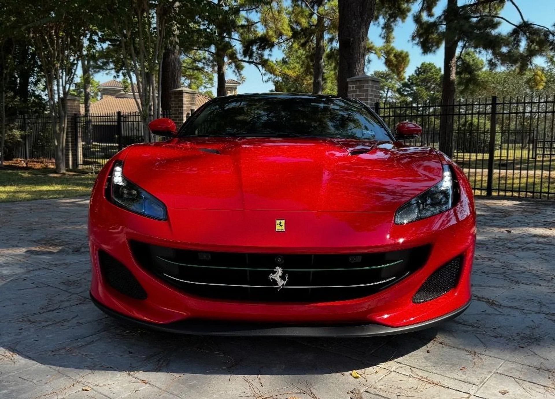 mph001_3405955613_Used_2019_Ferrari_Portofino_1760471487_f286d82c46