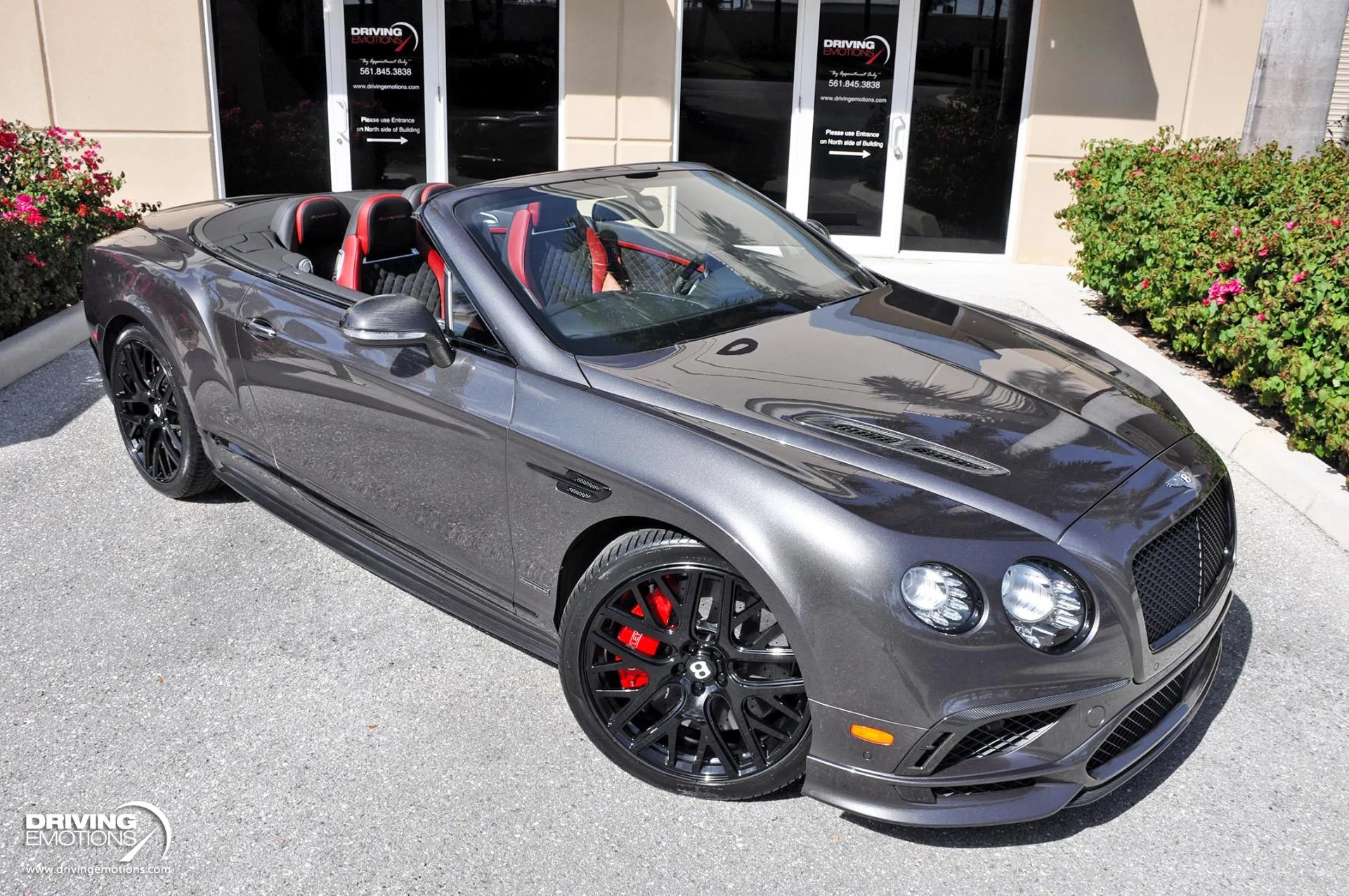 mph001_3409655019_891_p2_l_f2bb6b1397