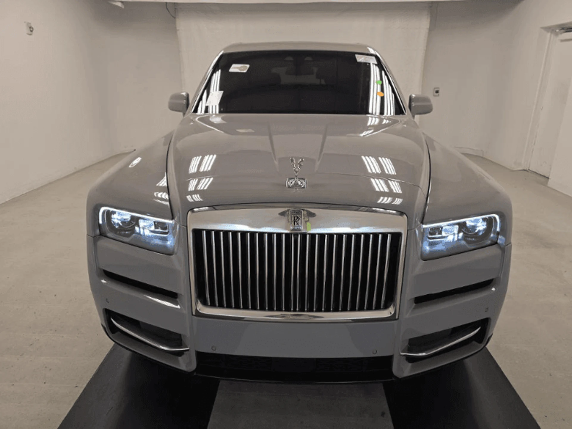 mph001_3417670875_b57036ae463bfdefd000a54b35a099e1_724ddbdd78