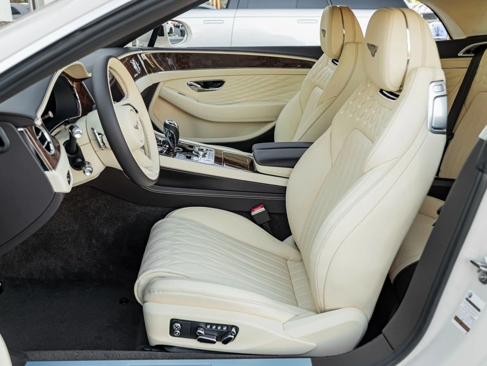 mph001_3421333563_2_34d27f68d9