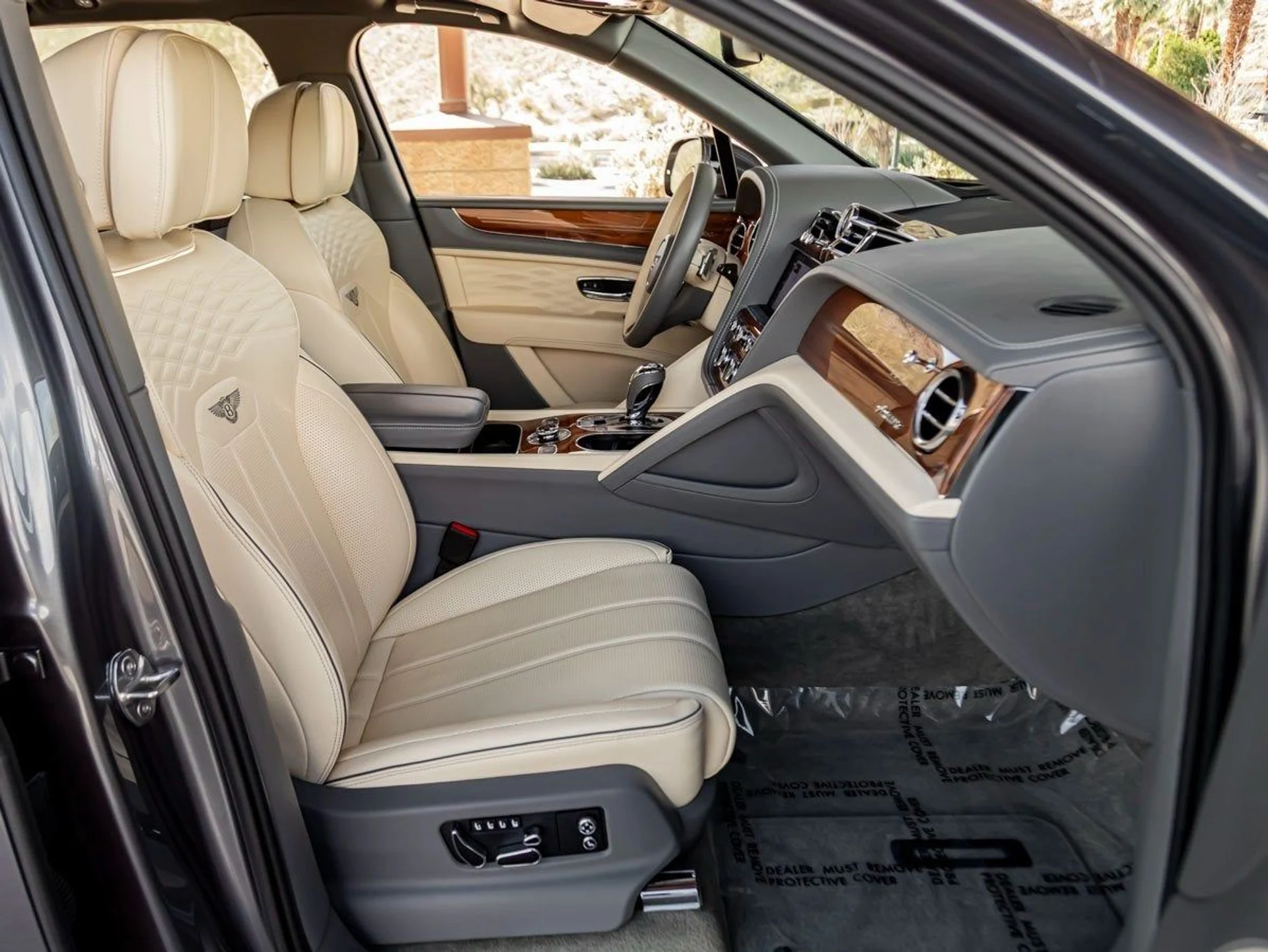 mph001_3437098328_2_2eeae86104