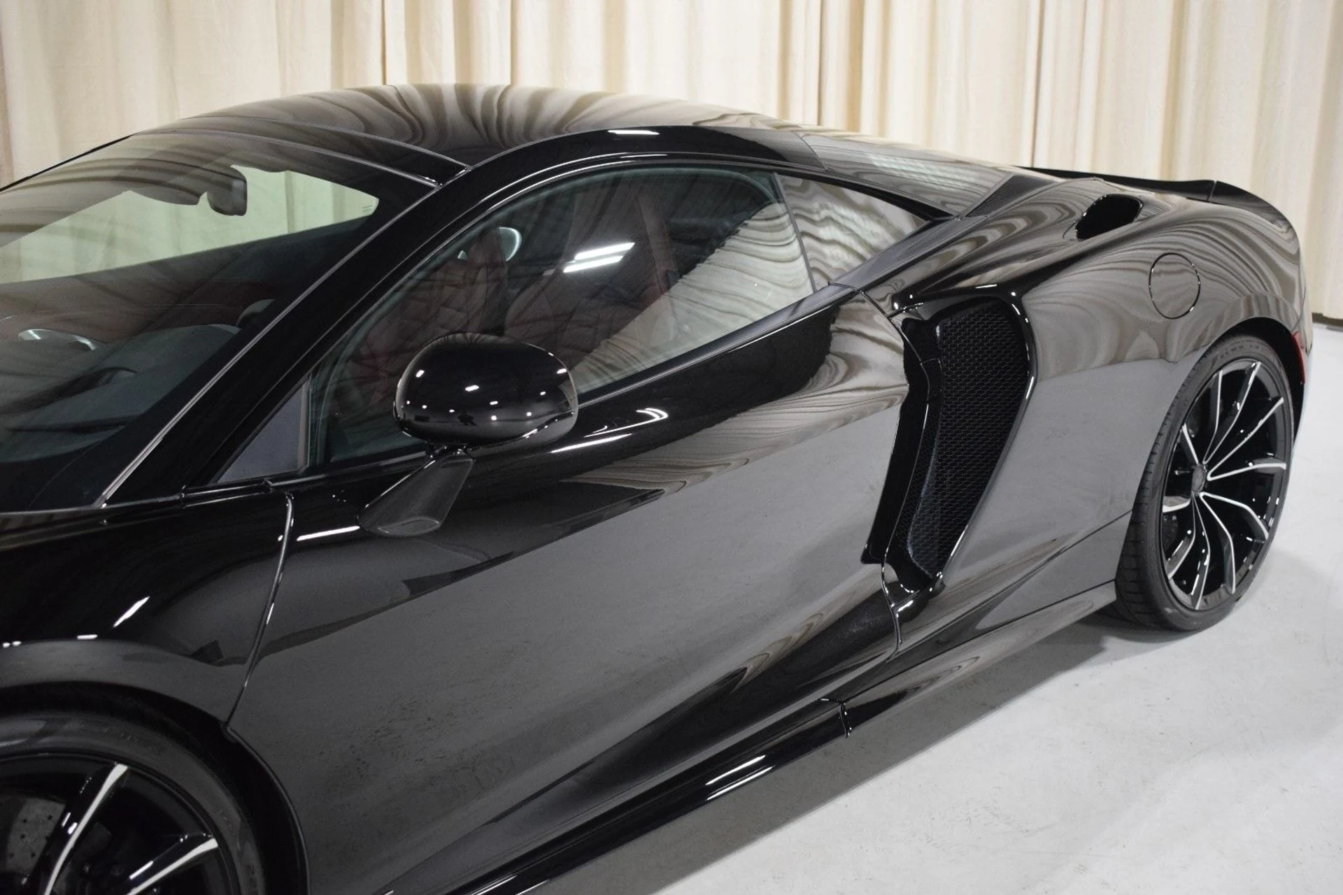 mph001_3438402327_e1c9a028706c0c23a12a00f85c3c65c1x_23ddce2afe