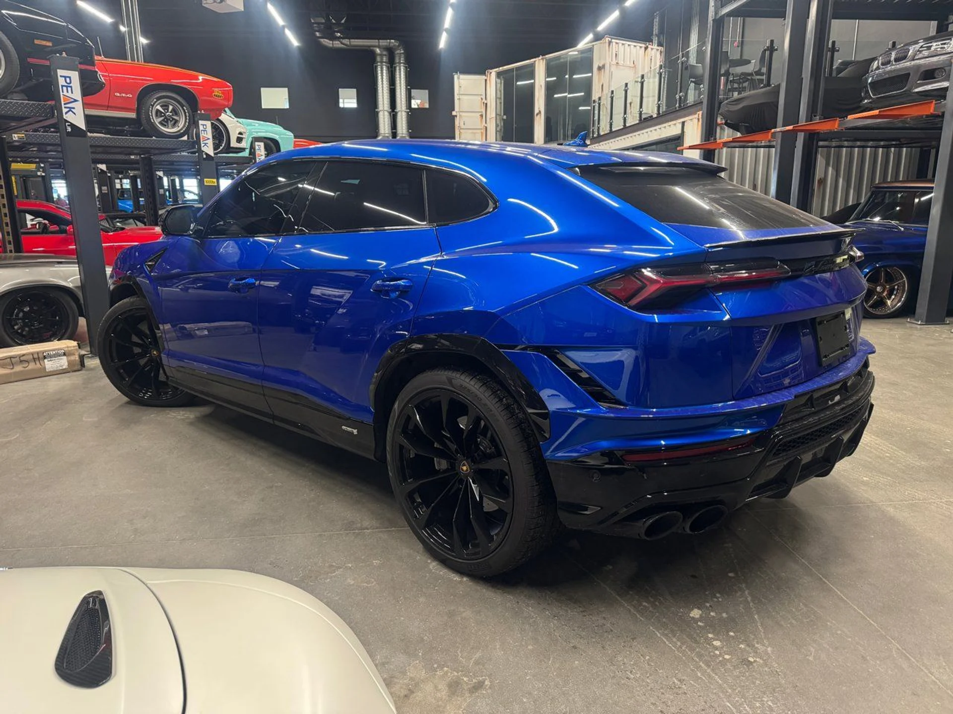 mph001_3448103831_lamborghini_urus_2024_8a9b4906da