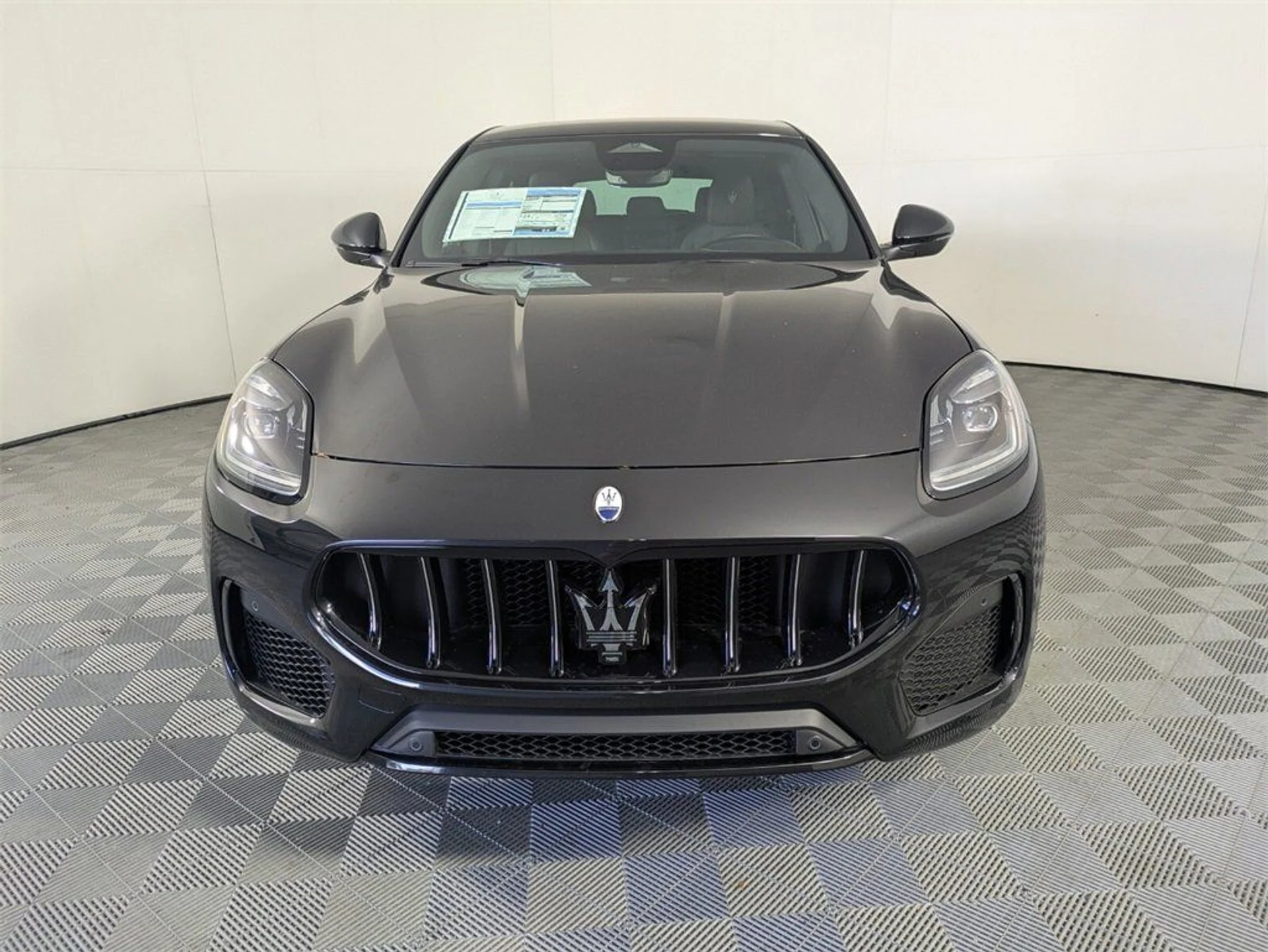 mph001_3456205250_4350040f4bd7d8aa3f293a0736bb81c9_982eff3cda