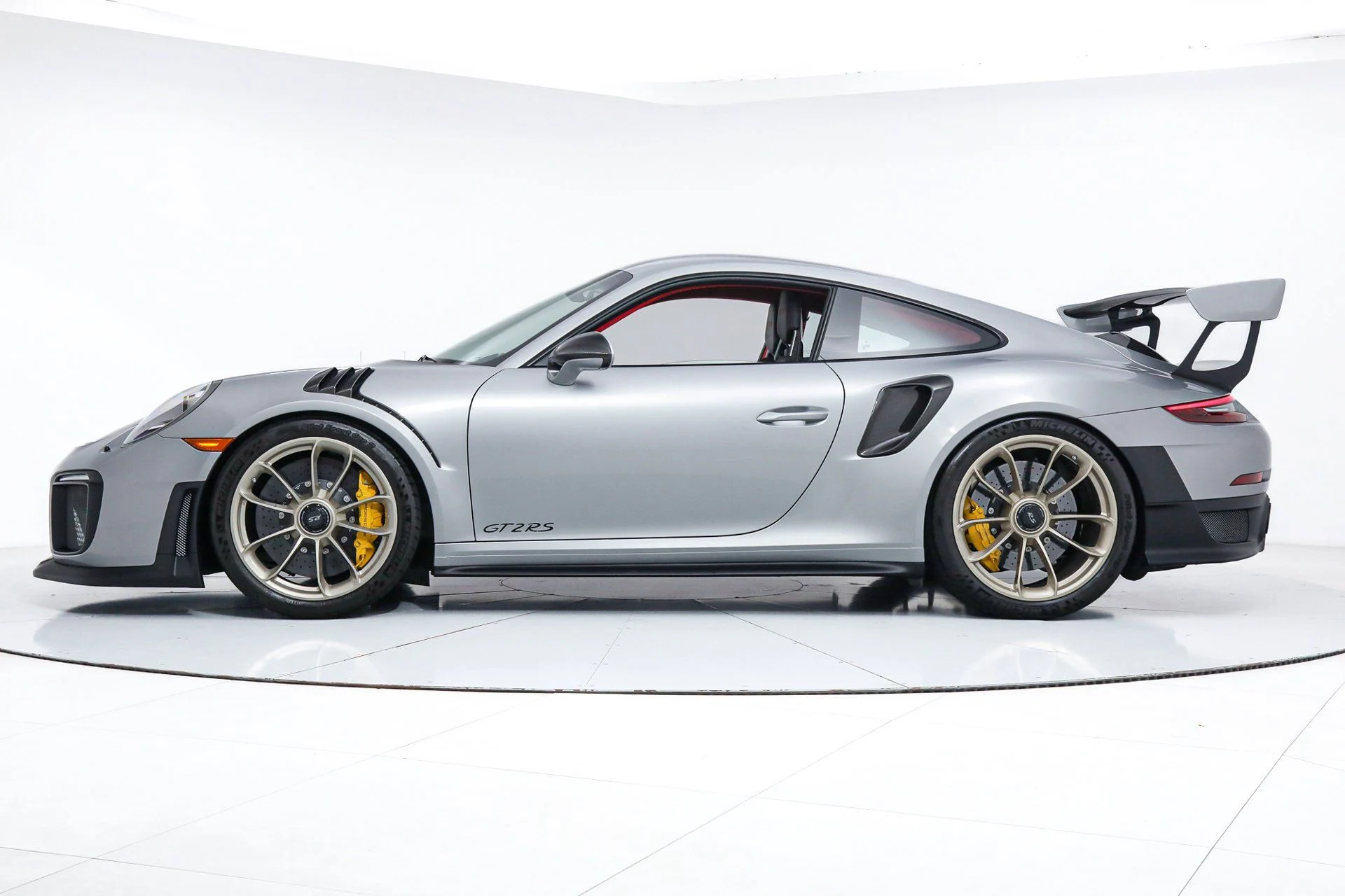 mph001_3470293764_88fbe74ca53a49889bcb83899d72f94c_9106d3fc81