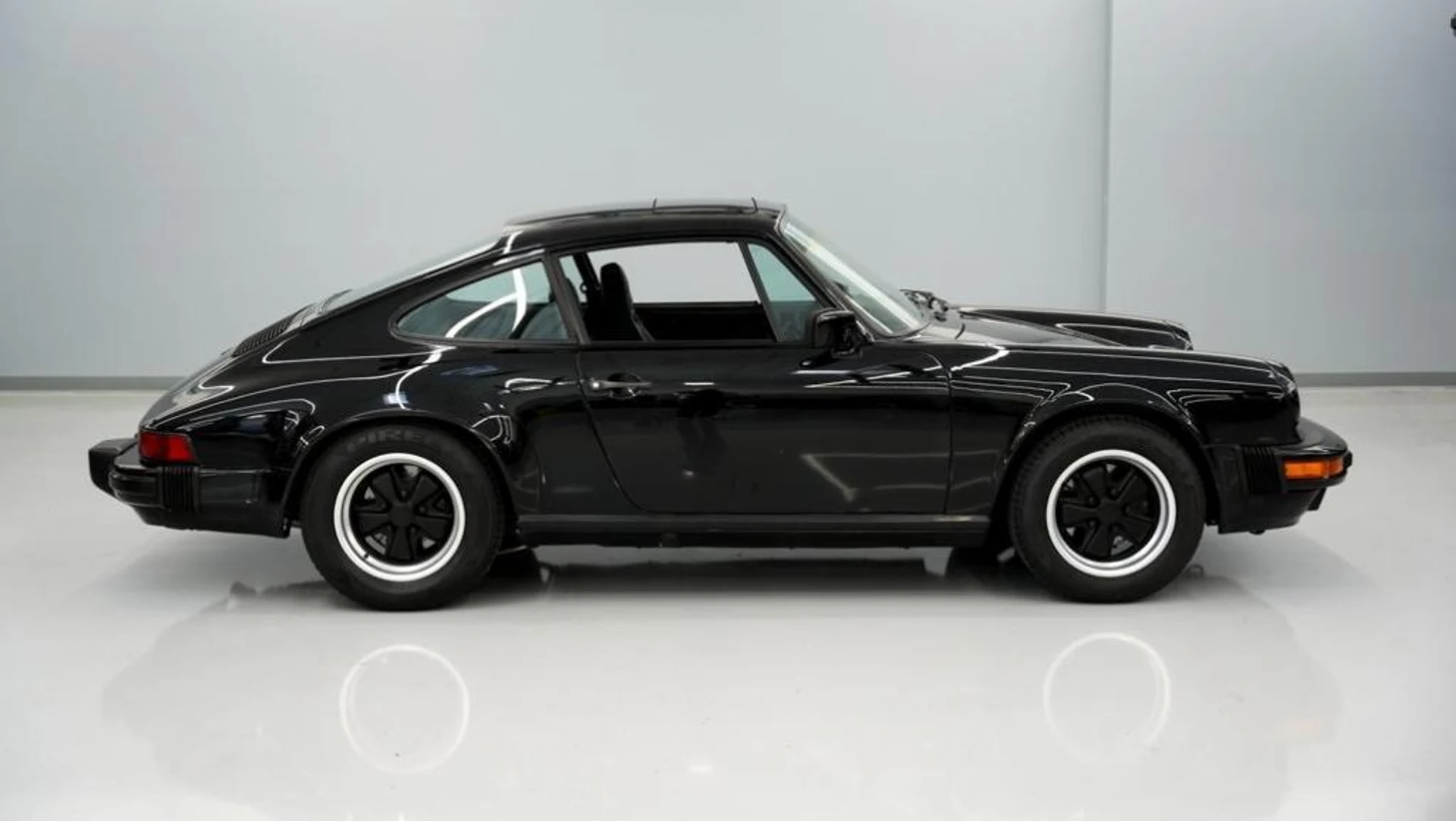 mph001_3470350591_s_A5at8vf_xh_E_Lj_Oa324_M_Qb_O4_Wy_U_312262de9c