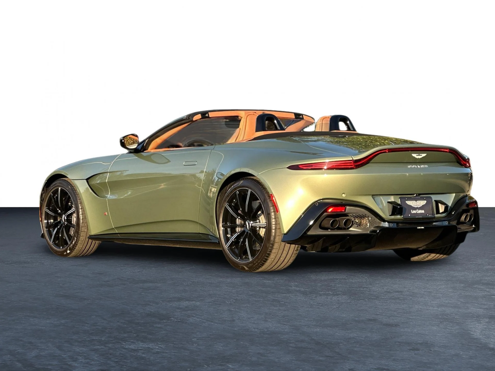 mph001_3478123985_Used_2021_Aston_Martin_Vantage_1764949771_119a68ff41