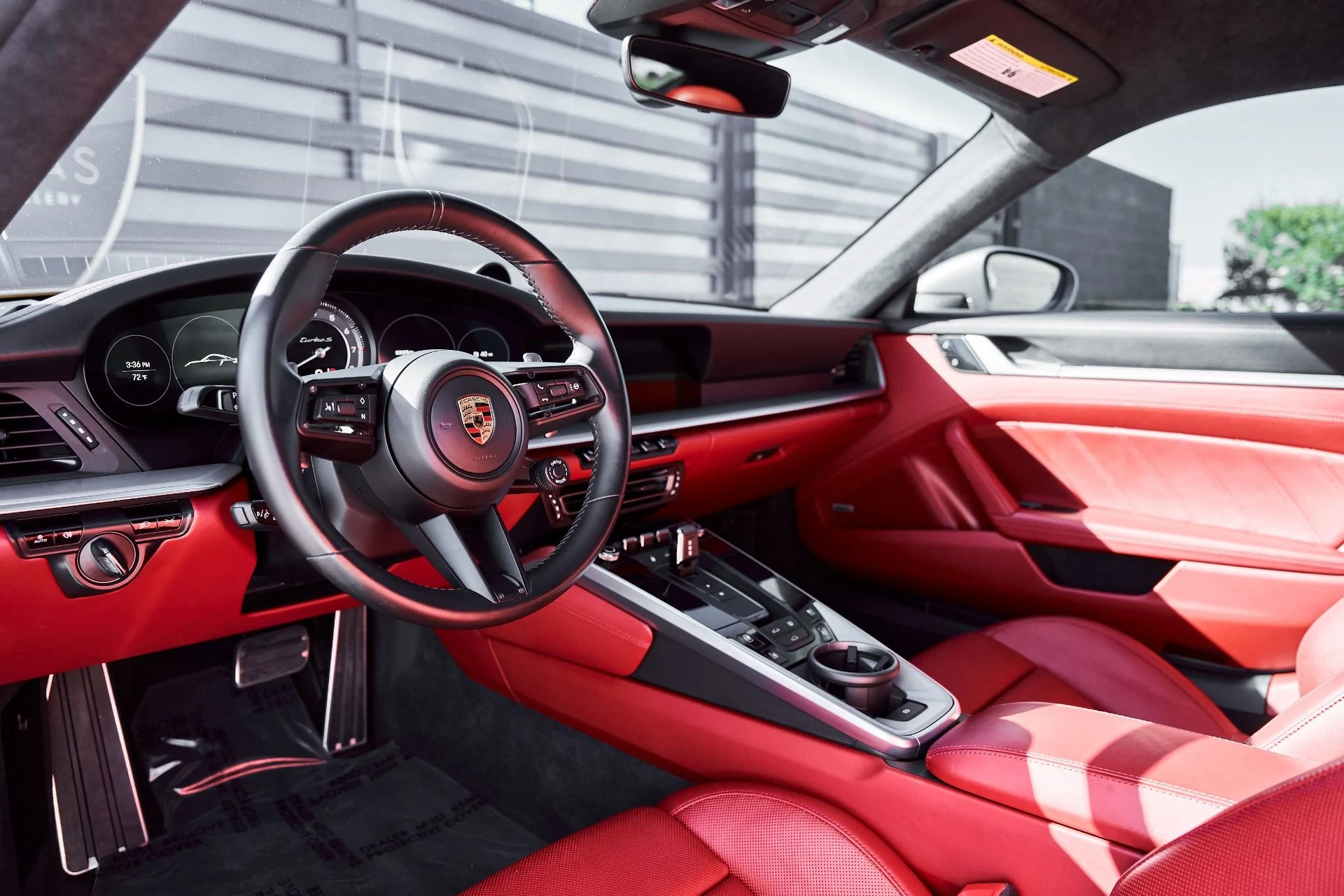 mph001_3481831506_Used_2021_Porsche_911_Turbo_S_1773694175_490e25f38e