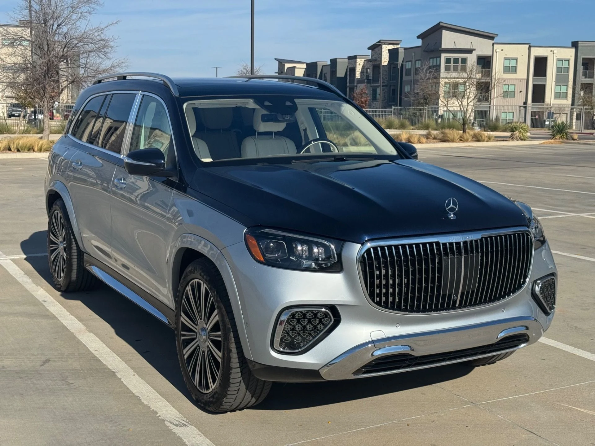 mph001_3492578184_Used_2024_Mercedes_Benz_GLS_Mercedes_Maybach_GLS_600_4_MATIC_1767127036_9daae0d221