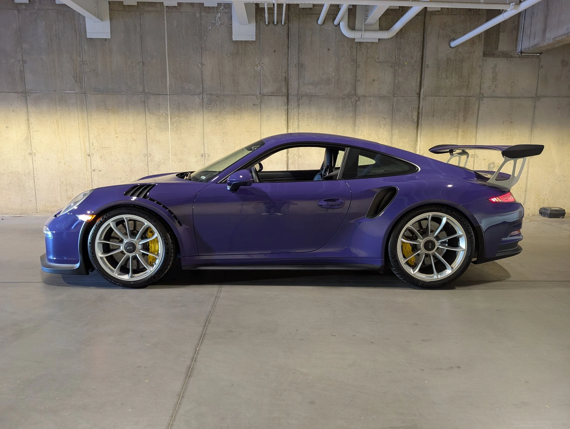 mph001_3493315147_389561a136b9c0ba1a1b2d0121189324x_9222f6d8d3