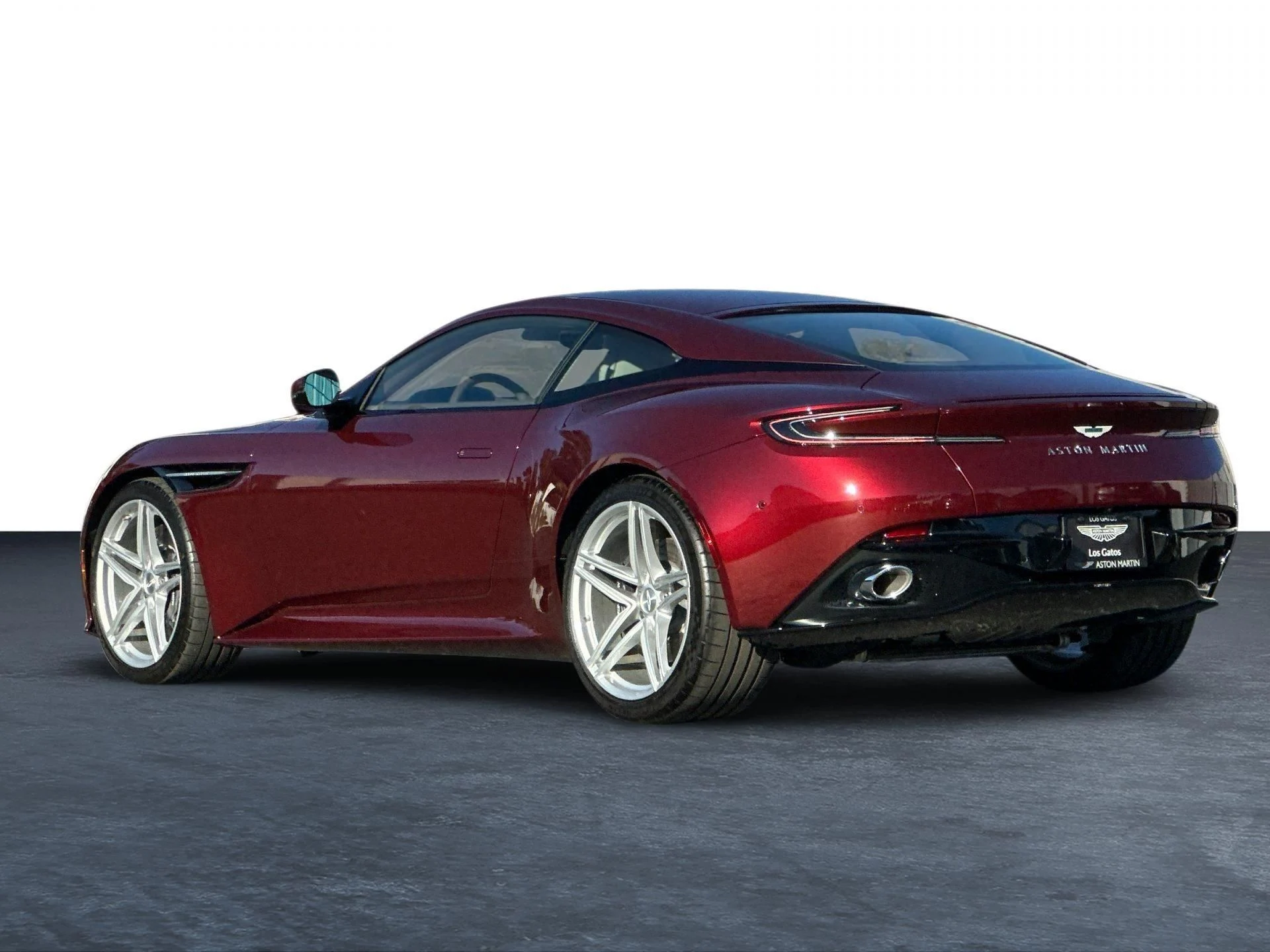 mph001_3493572964_New_2025_Aston_Martin_DB_12_1761746934_34e5f58e91