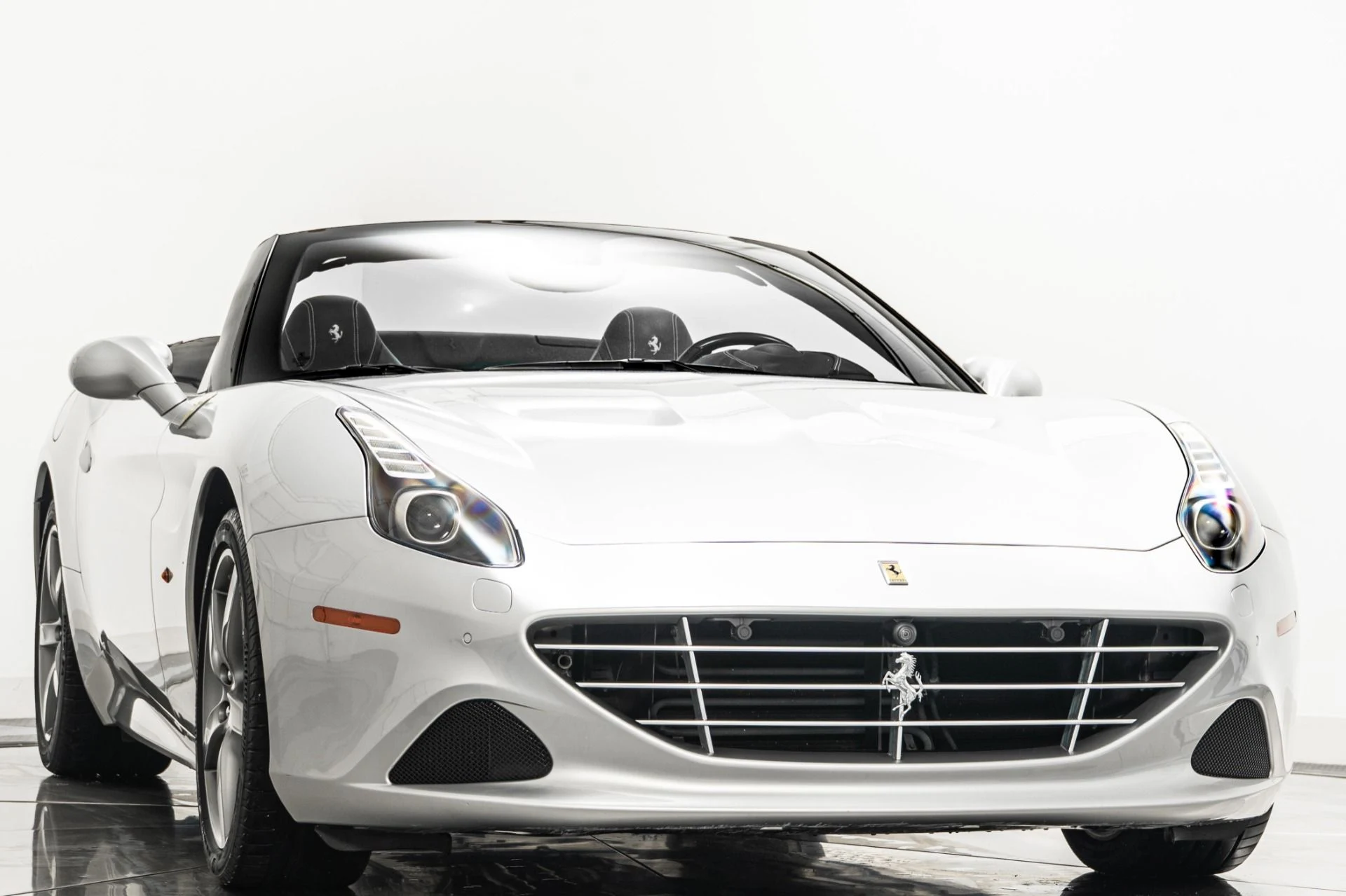 mph001_3496257433_Used_2015_Ferrari_California_T_1753996523_54055778cd