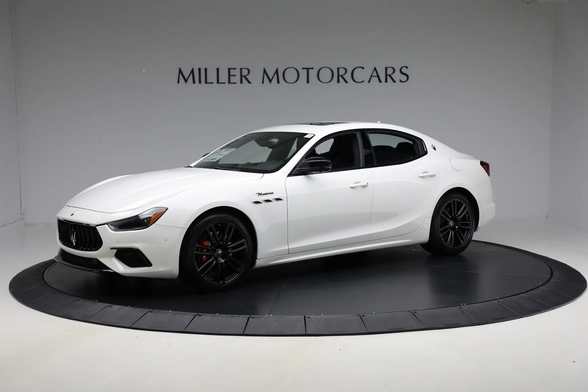 mph001_3498430546_New_2024_Maserati_Ghibli_Modena_Ultima_Q4_22364e1475