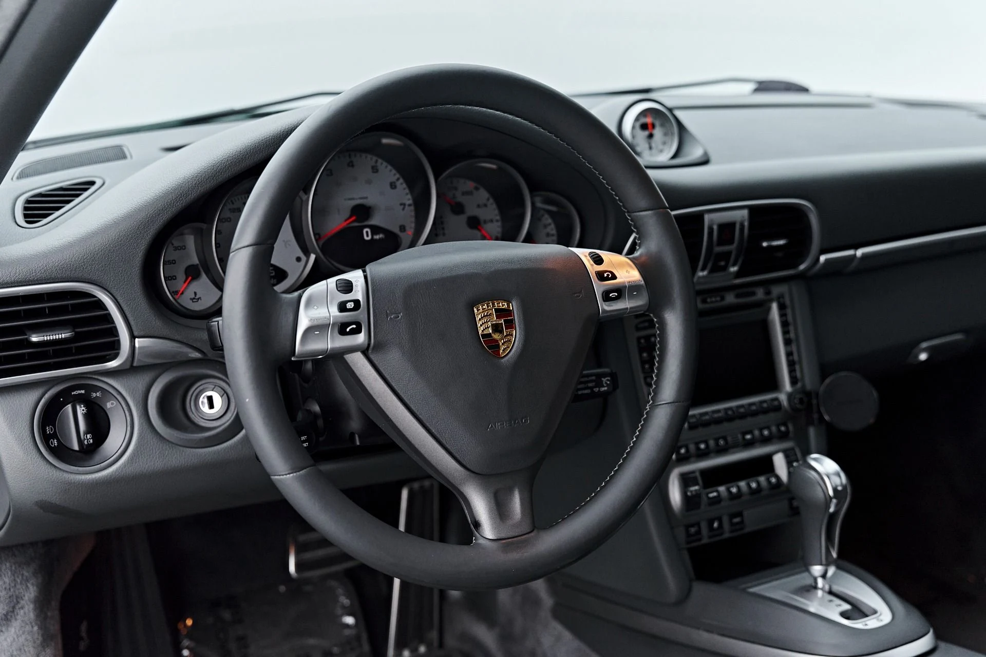 mph001_350121649_Used_2005_Porsche_911_Carrera_S_1791837256_877dcfcbe8