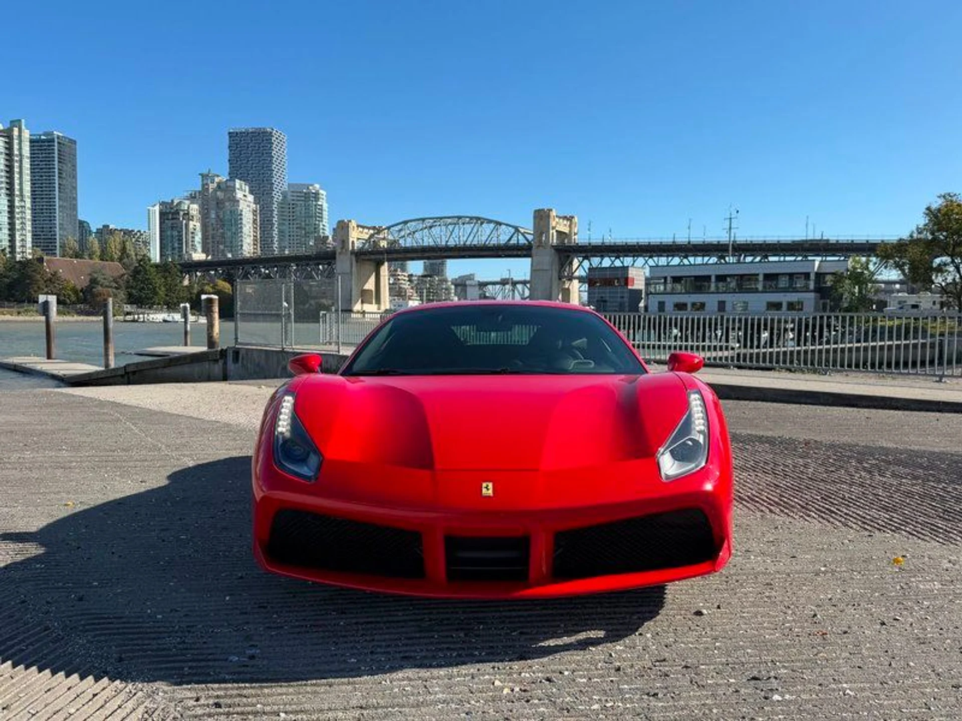 mph001_3509973342_39332764_05002_2018_ferrari_488_gtb_002_4d81b5577a