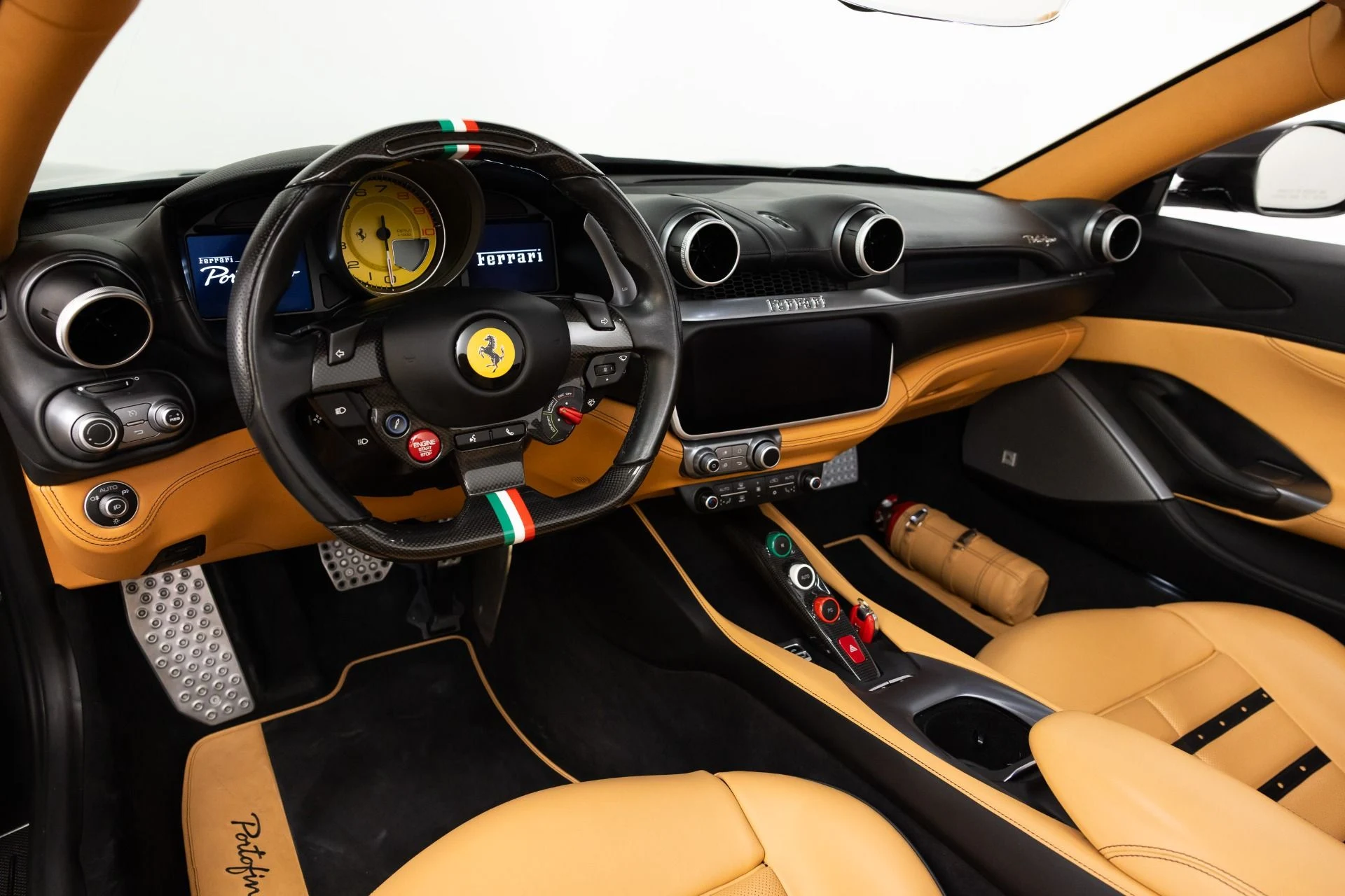 mph001_3512096321_Used_2019_Ferrari_Portofino_1784318320_aeb2e6d332