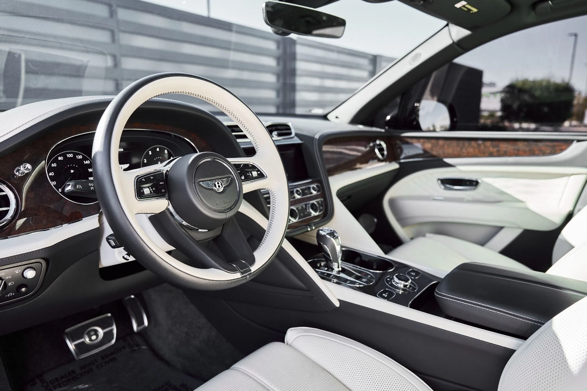 mph001_3512160799_Used_2023_Bentley_Bentayga_EWB_Azure_1773968841_9cae52741a