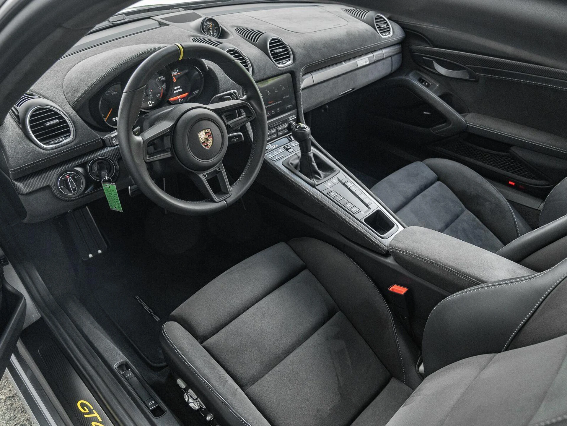 mph001_3515178929_Used_2024_Porsche_718_Cayman_GT_4_RS_1790111634_a36058e265